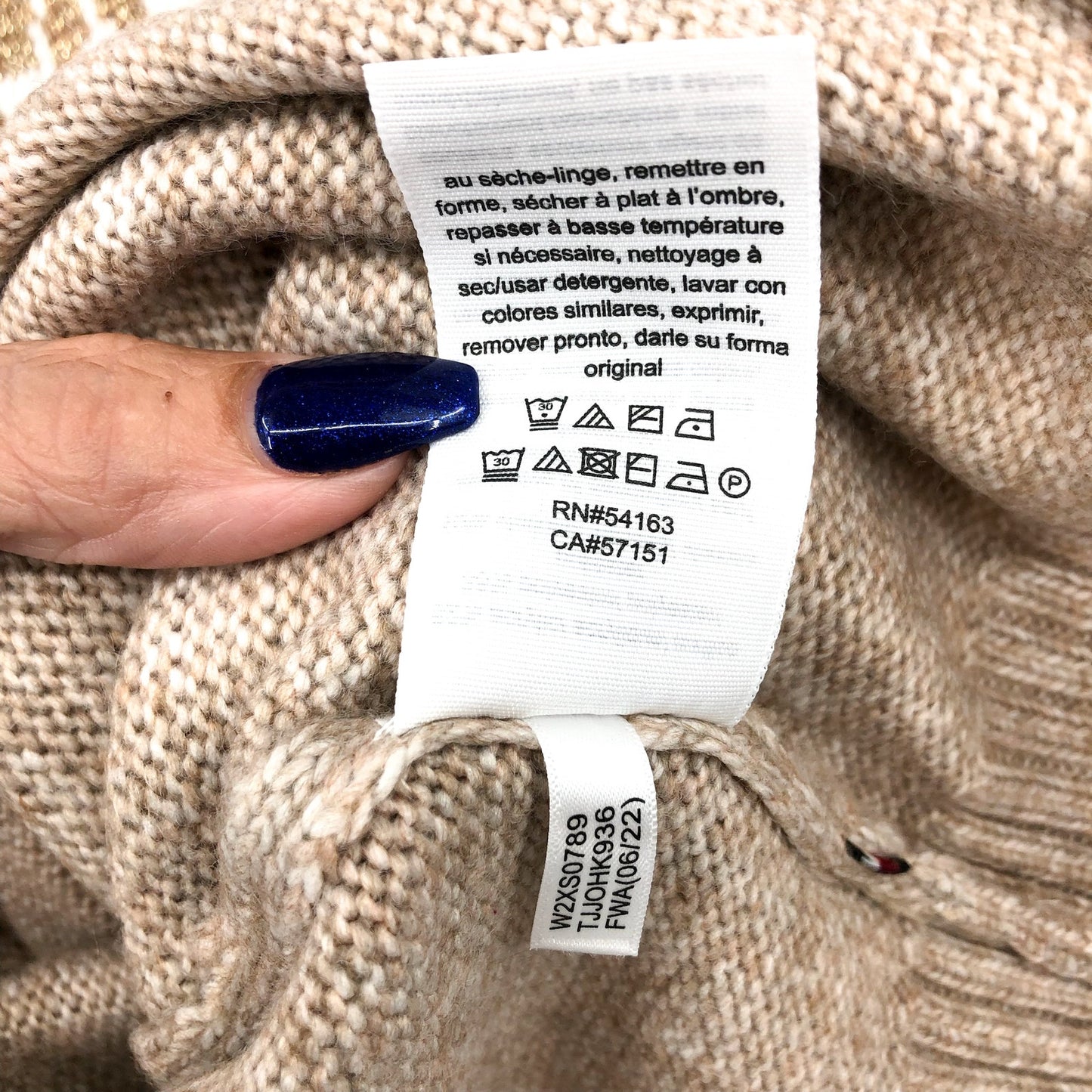TOMMY HILFIGER Half Snowflake Pullover Sweater Light Heather Fawn 0X