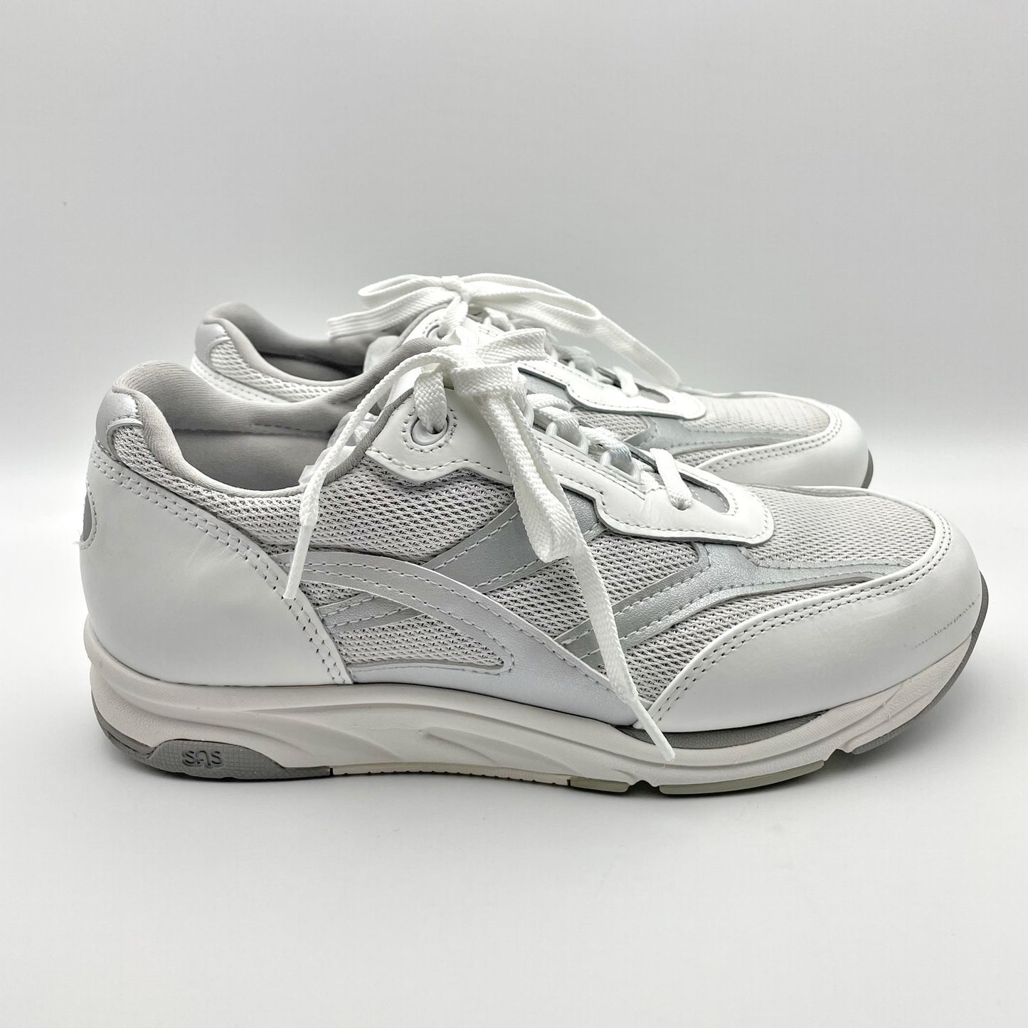 SAS Womens Tour Mesh Comfort Walking Sneaker US 11 Narrow Silver Leather NIB