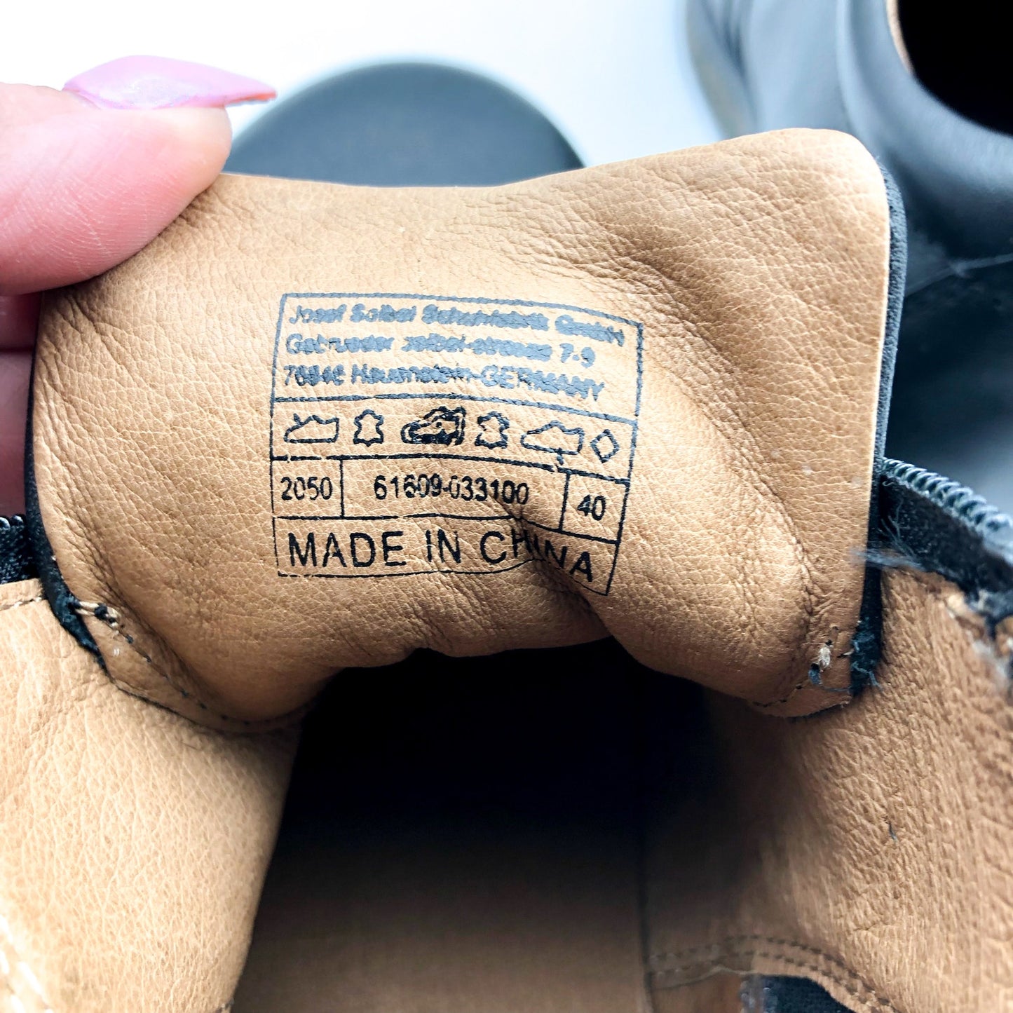 Josef Seibel Womens Darla 09 Ankle Booties US 9-9.5 EU 40 Black Leather NIB