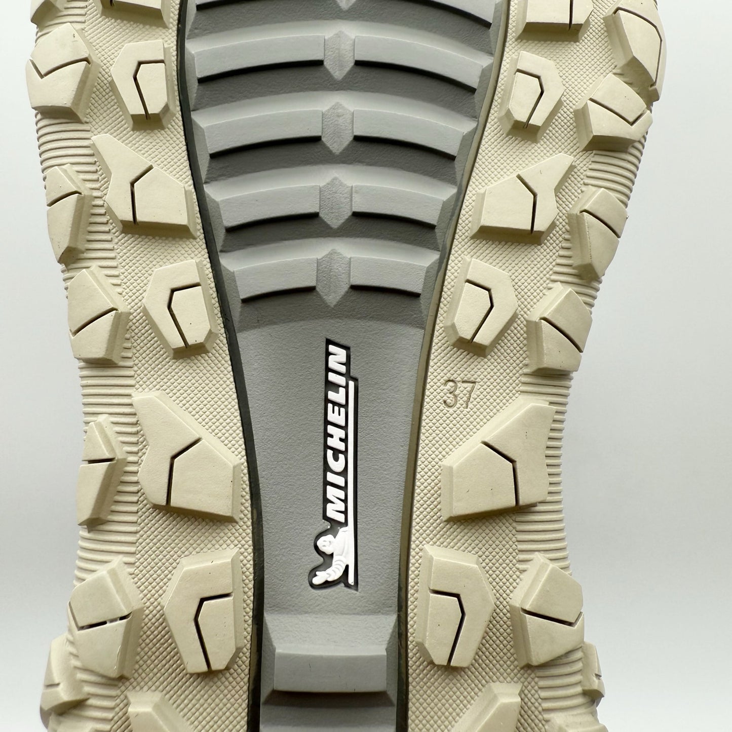 ECCO Womens Ultra Terrain Mid Warm Hiking Boot EU 37 US 6-6.5 Grey Nubuck WP NIB