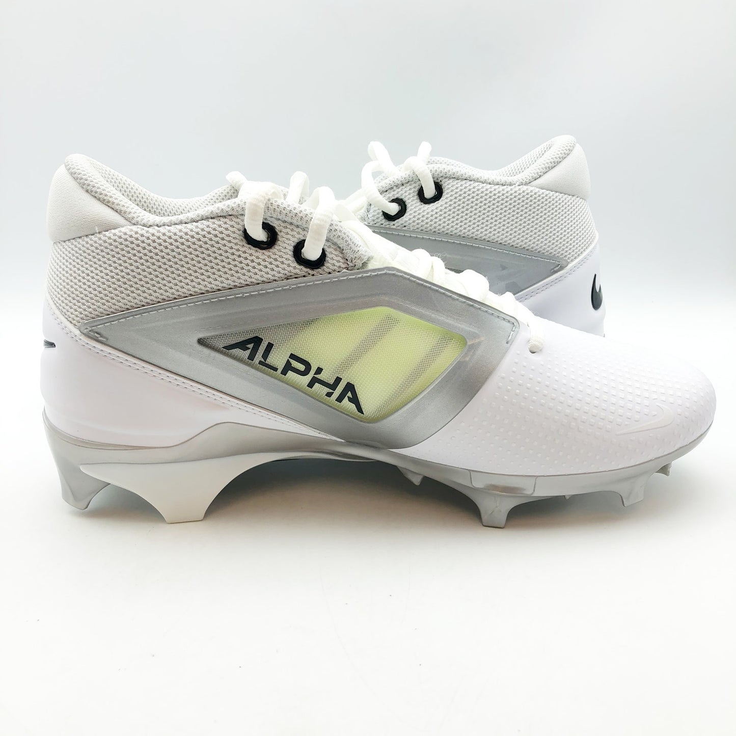 Nike Men's Alpha Menace 4 Pro Molded Football Cleats Size 11.5 White Black NWOB
