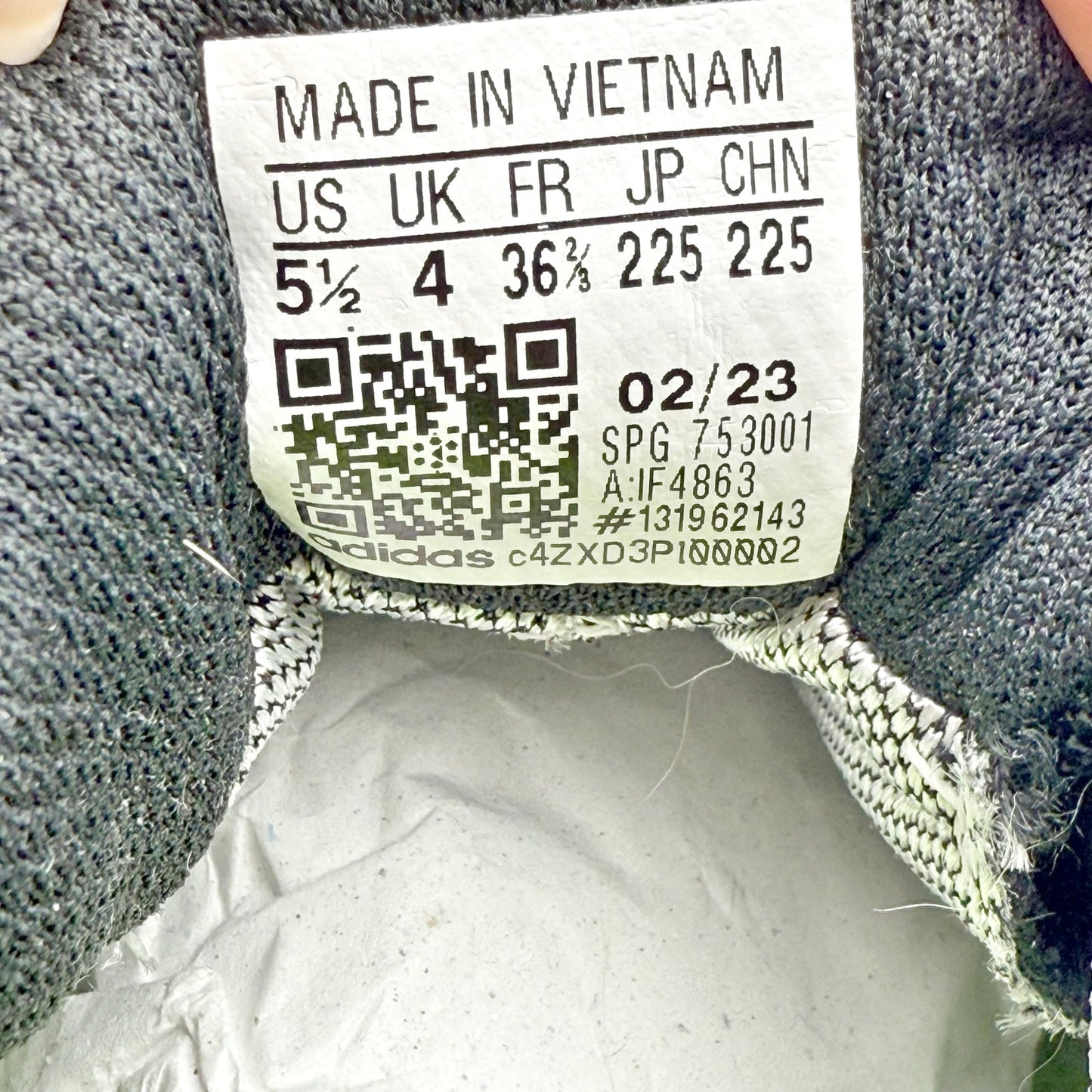 Adidas Womens Terrex AX4 GTX Hiking Sneakers US 5.5 Grey Black Athletic NIB