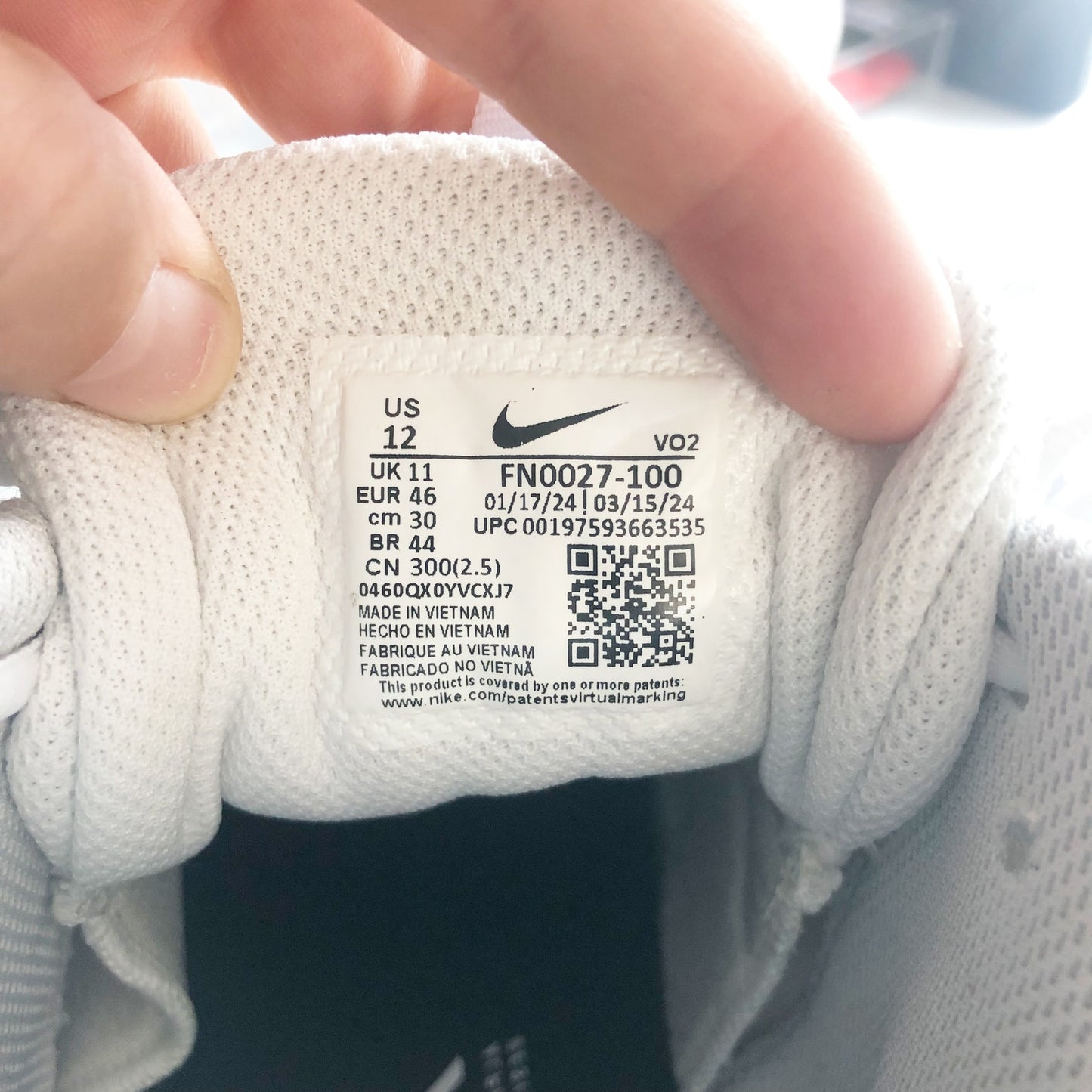 Nike Alpha Menace Mens 4 Varsity Molded Football Cleats 12 White Black NWOB