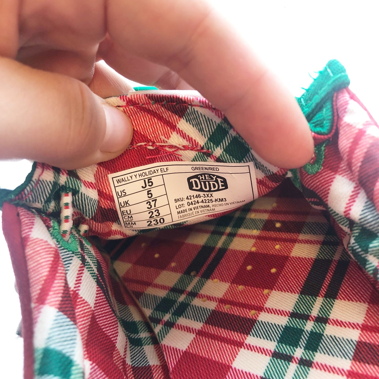 Hey Dude Boys Wally Holiday Elf Slip-On Casual Shoes Size 5 Green Red NWOB