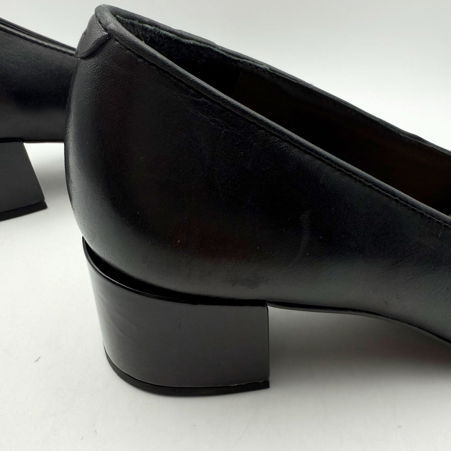 Bernardo Womens Marisol Cap-Toe Pump US 8.5 M Black Leather NWOB