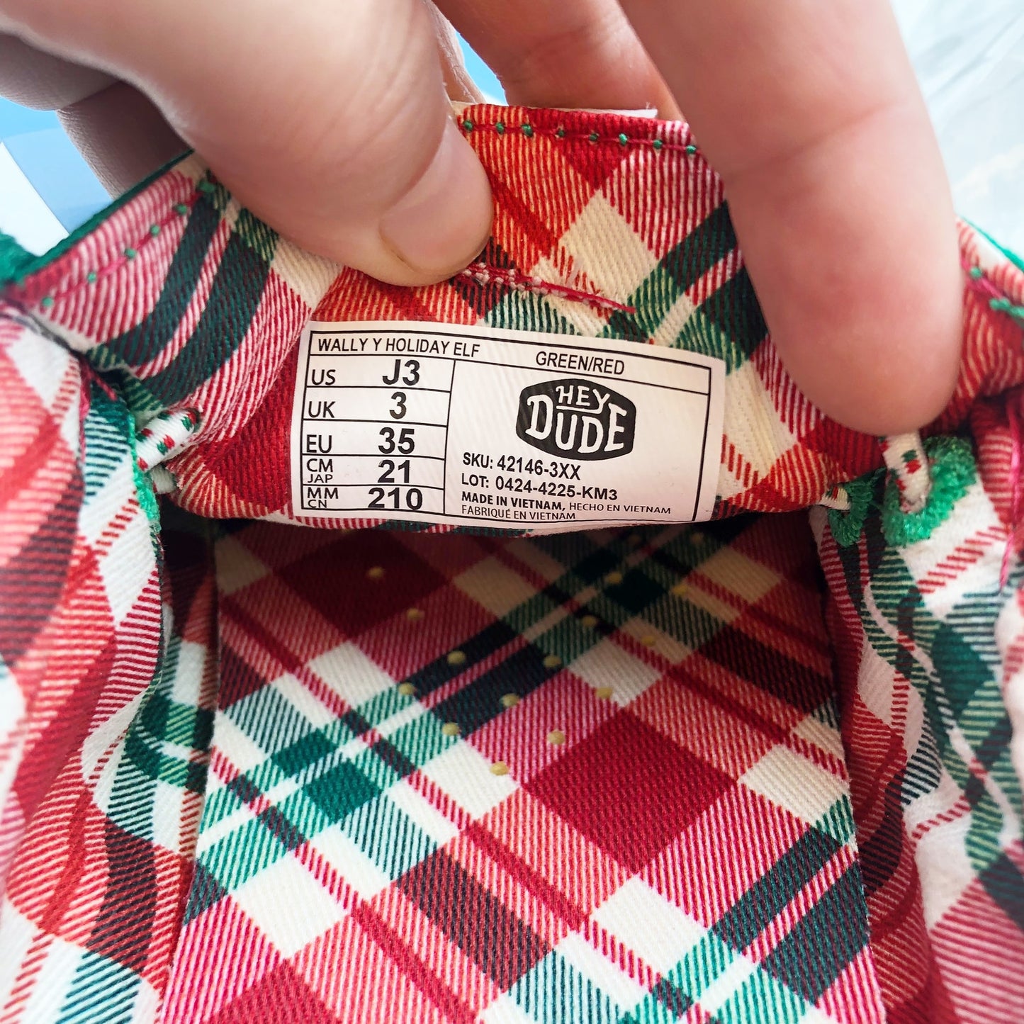 Hey Dude Boys Wally Holiday Elf Slip-On Casual Shoes Size 3 Green Red NWOB