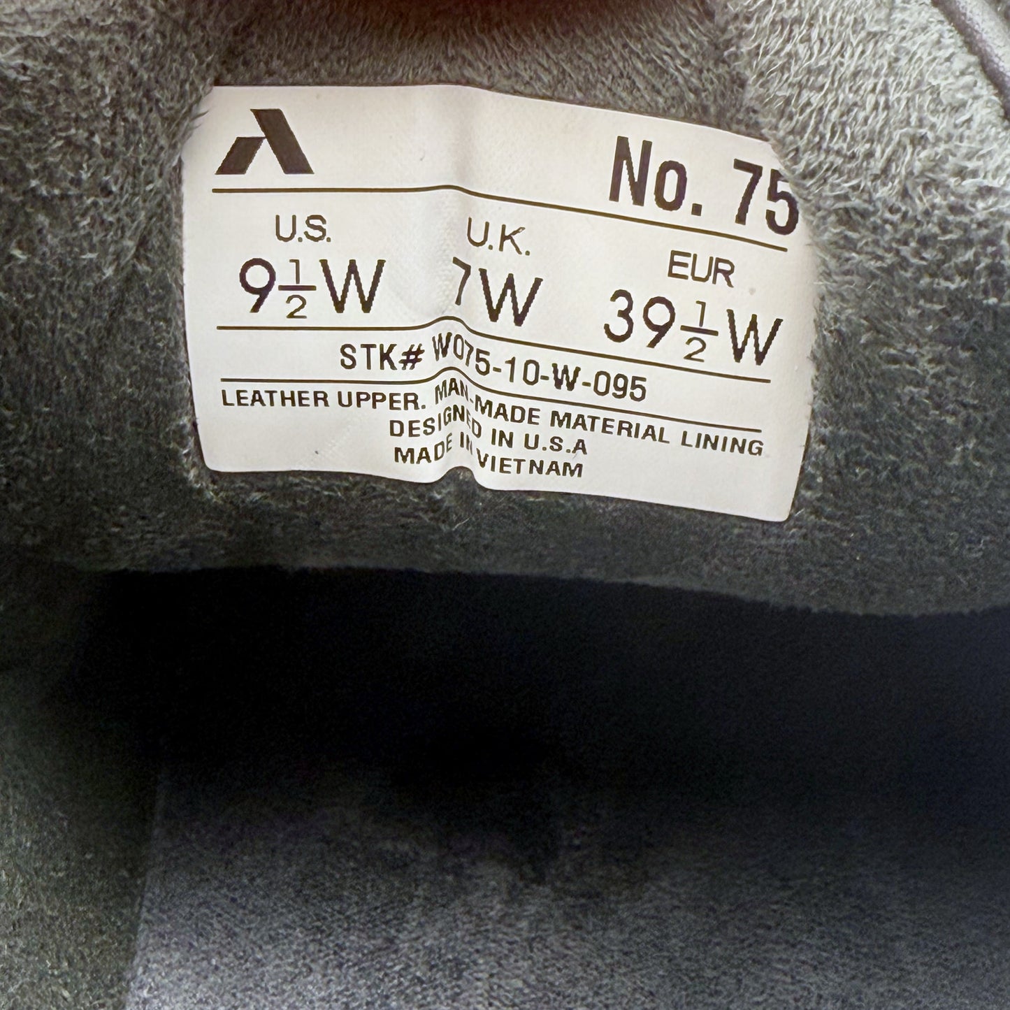 Anodyne Womens No. 75 Casual Sport Sneaker US 9.5 Wide EU 39.5 Black Leather