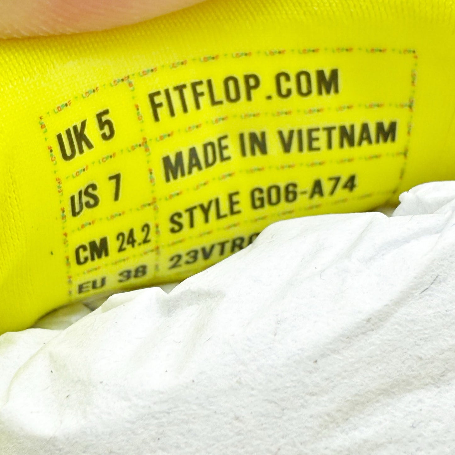 FitFlop Womens VITAMIN FFX Sports Sneakers US 7 Yellow Glow-in-the-Dark Knit NIB