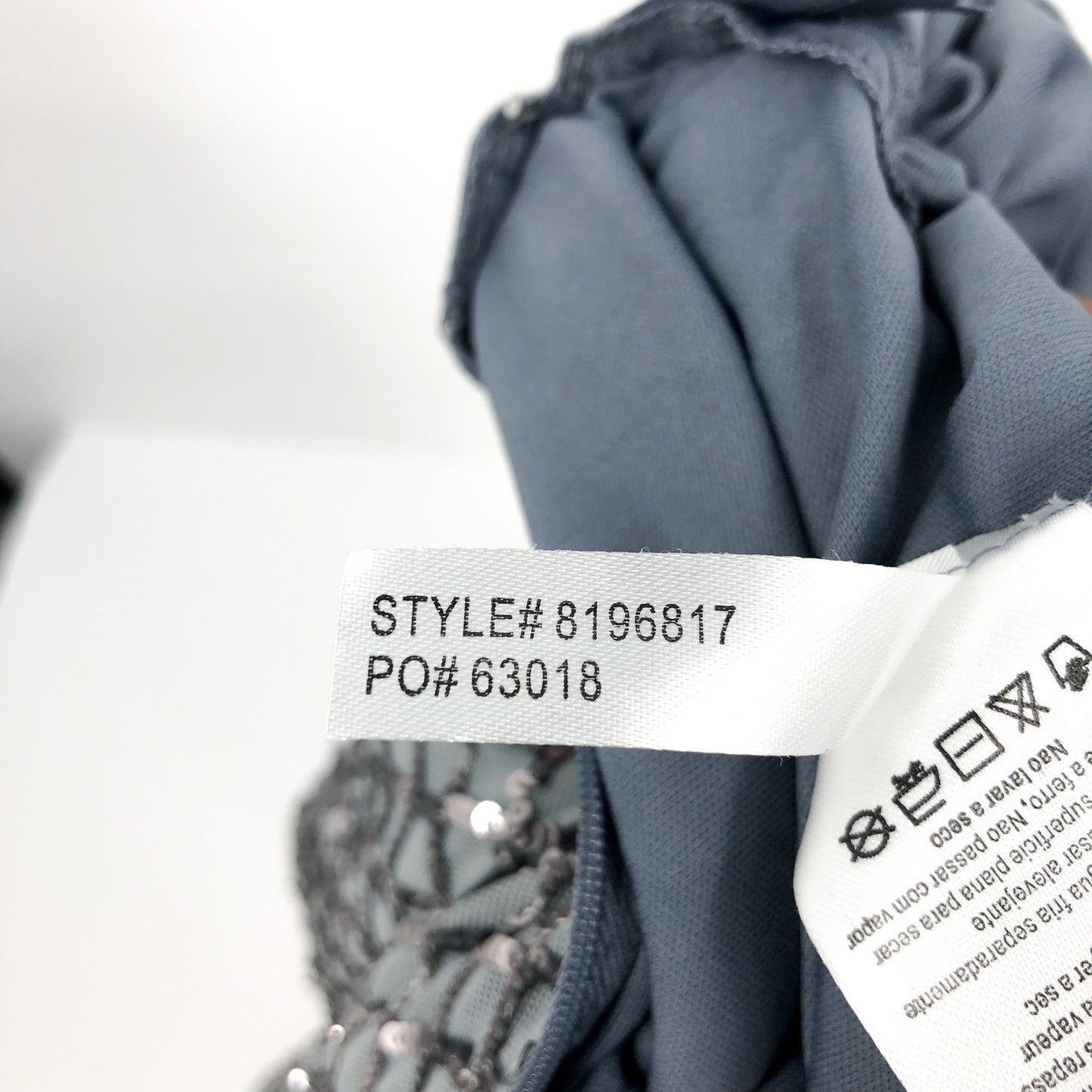 ALEX EVENINGS Sequin Scoop Neck Gown Size 16 Silver Gunmetal Cap Sleeve NWT