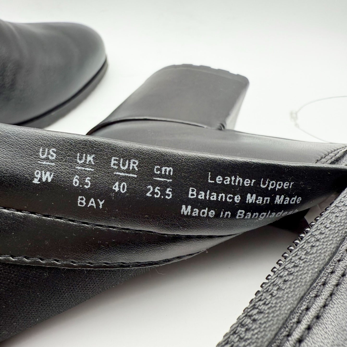 Naturalizer Womens Bay Bootie US 9 Wide EU 40 Black Leather Waterproof NWOB