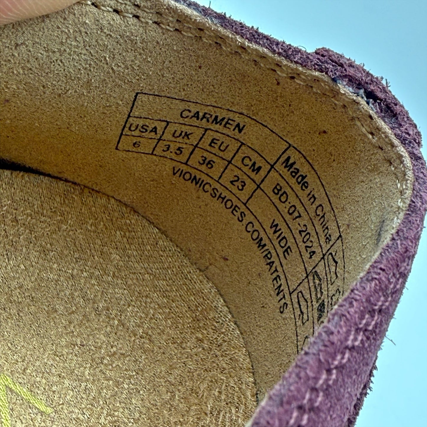 Vionic Womens Carmen Mary Jane Shoes US 6 Wide EU 36 Red Wine Suede NWOB