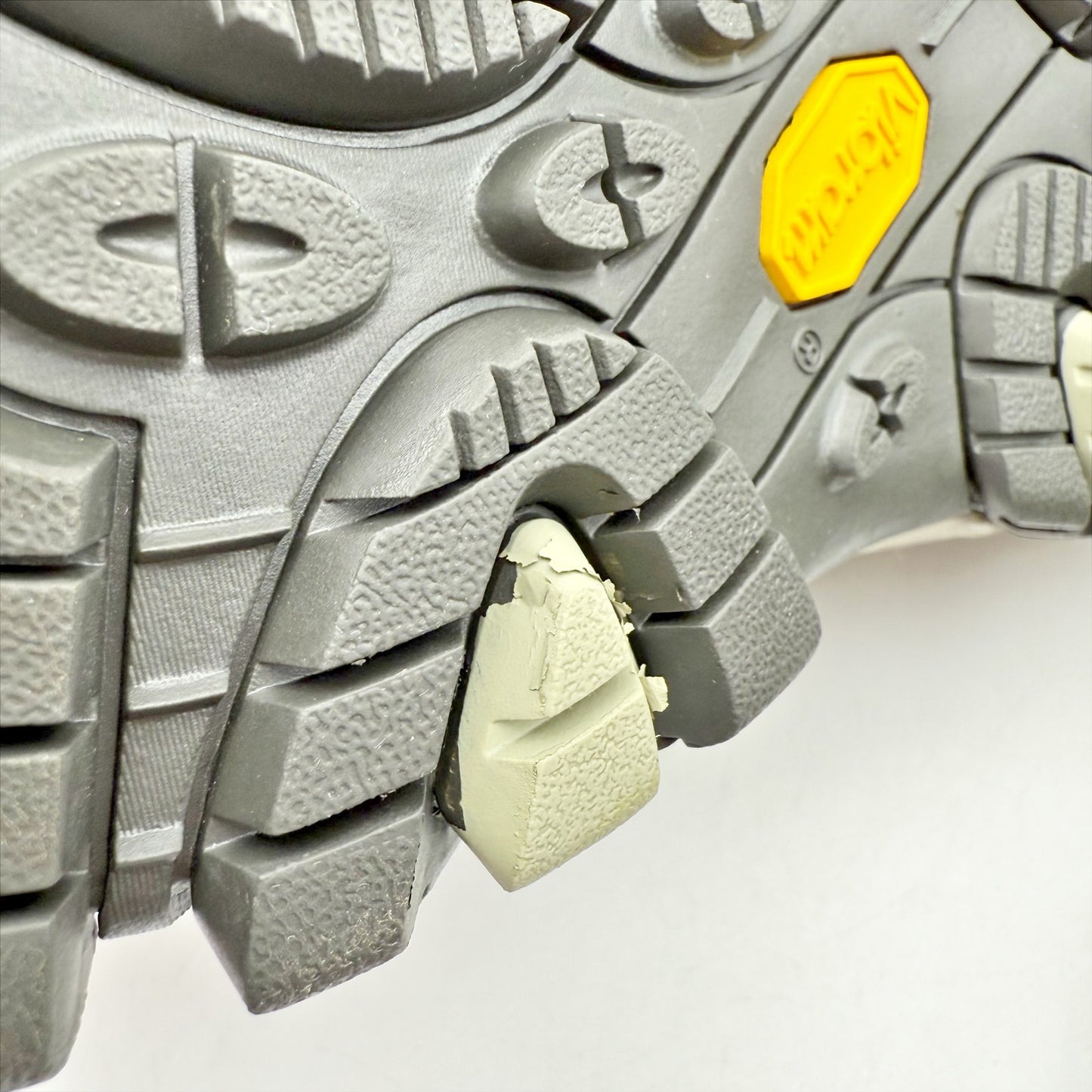 Merrell Womens Moab 3 Hiking Sneakers US 7.5 M EU 38 Tan Leather Athletic NIB