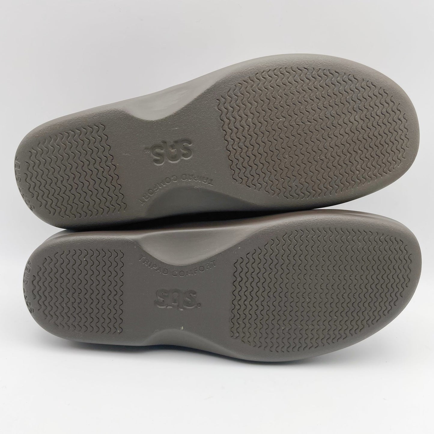 SAS Women's Viva Slip On Comfort Loafer US 7.5 WIDE EU 38 Brown Leather