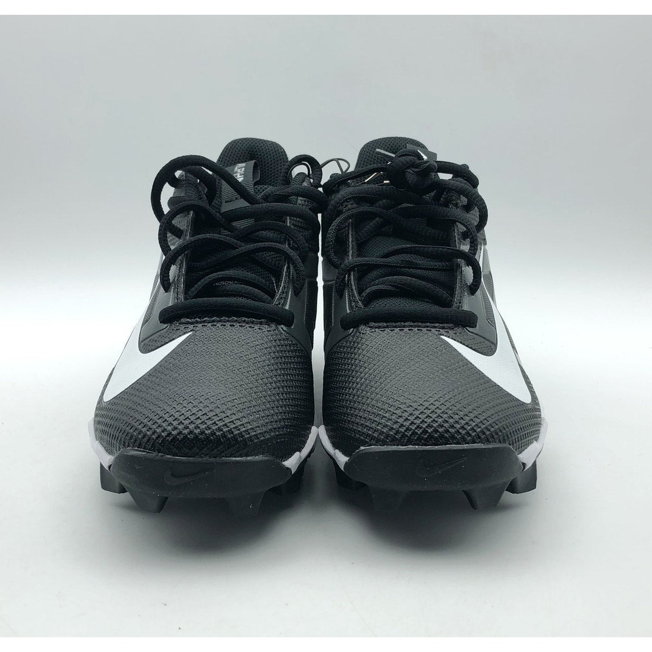 Nike Kids Alpha Menace 4 Shark Football Cleats Size 3.5 Black Grey White NWOB