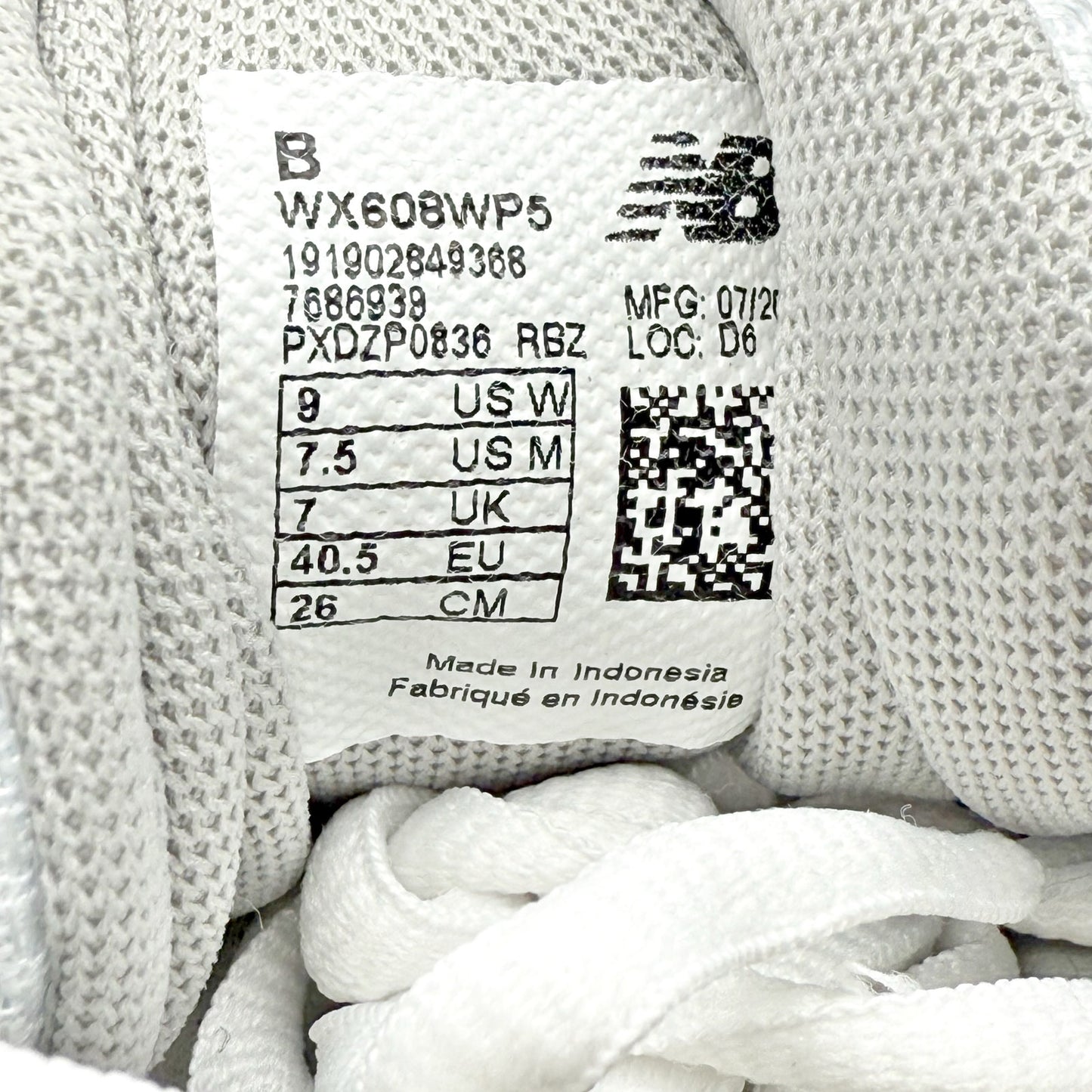 New Balance Womens WX608v5 Running Sneakers US 9 B EU 40.5 White Pink NWOB