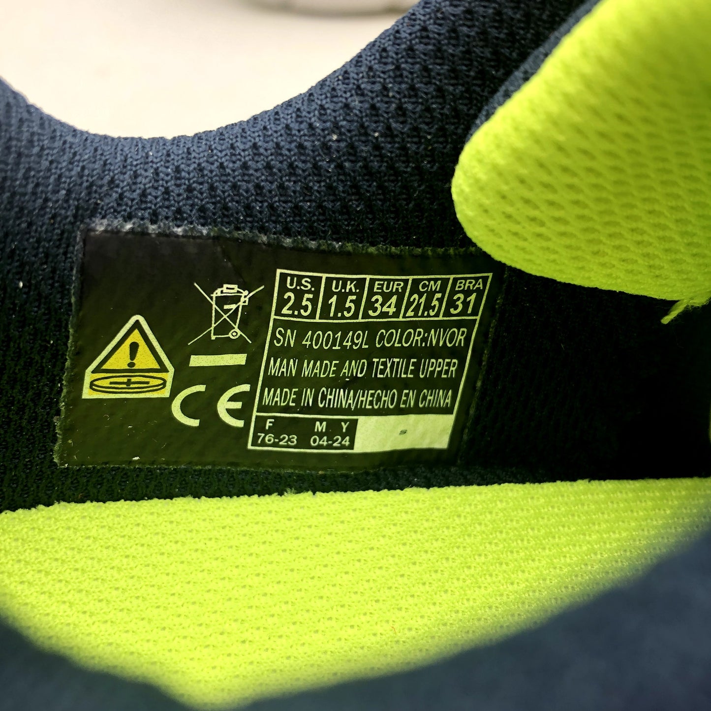 SKECHERS Boys Light Storm 2.0 Bolt Brights Sneakers Size 2.5 Orange Green NIB