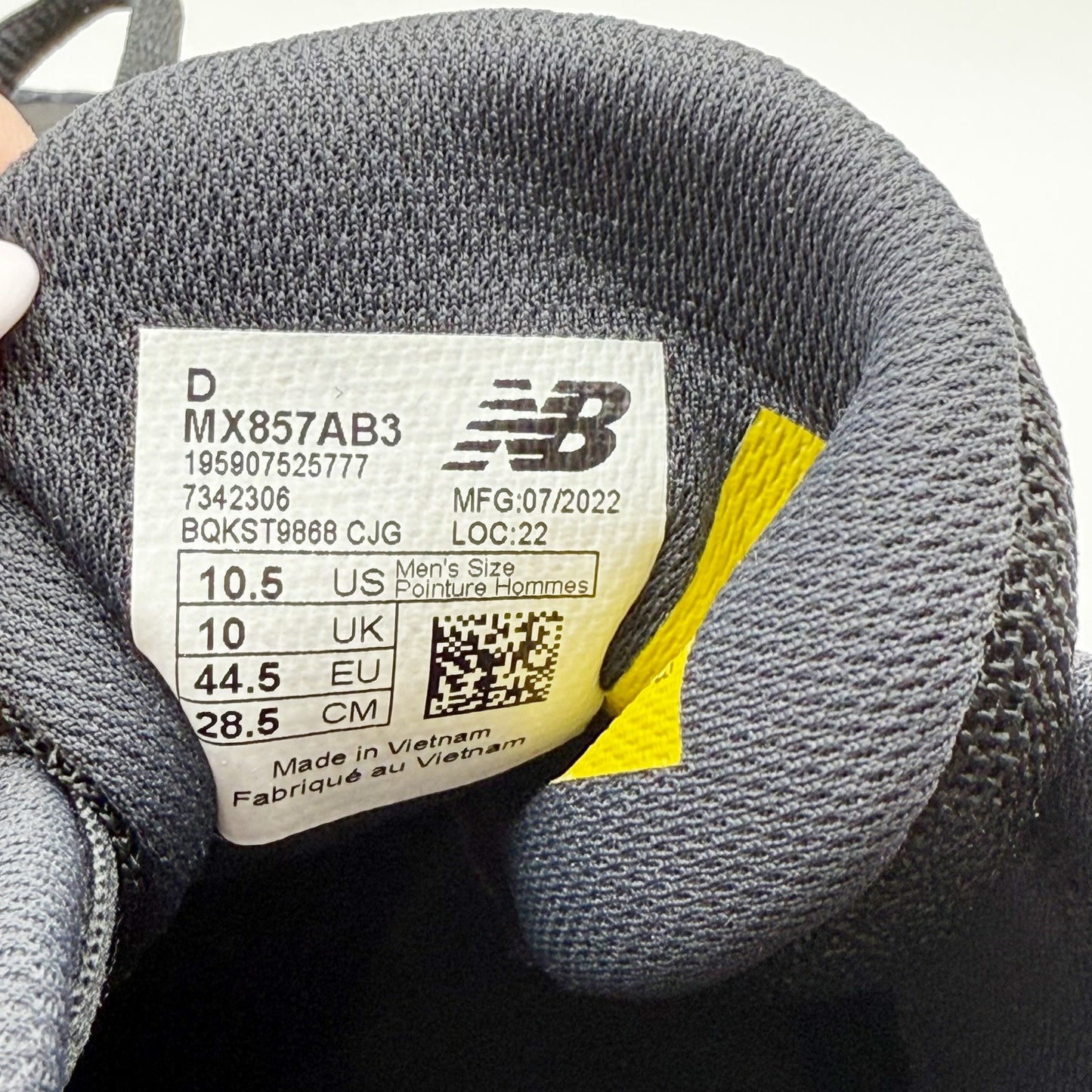 New Balance Mens MX857v3 Training Sneakers US 10.5 D EU 44.5 Black Athletic NIB