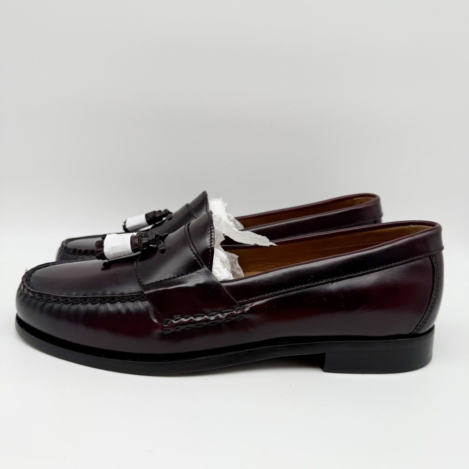 JOHNSTON & MURPHY Mens Hayes Tassel Loafer US 10 Wide EU 43 Burgundy Leather NIB