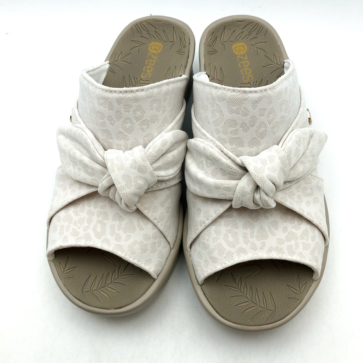 BZEES Womens Smile Comfort Wedge Slide Sandal 6.5 Wide Beige Cheetah Fabric NIB