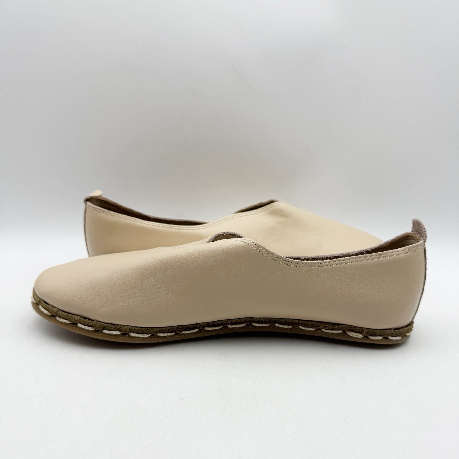 NIDA LU Womens LU Loafers EU 40 US 9 Bone White Leather NWOB