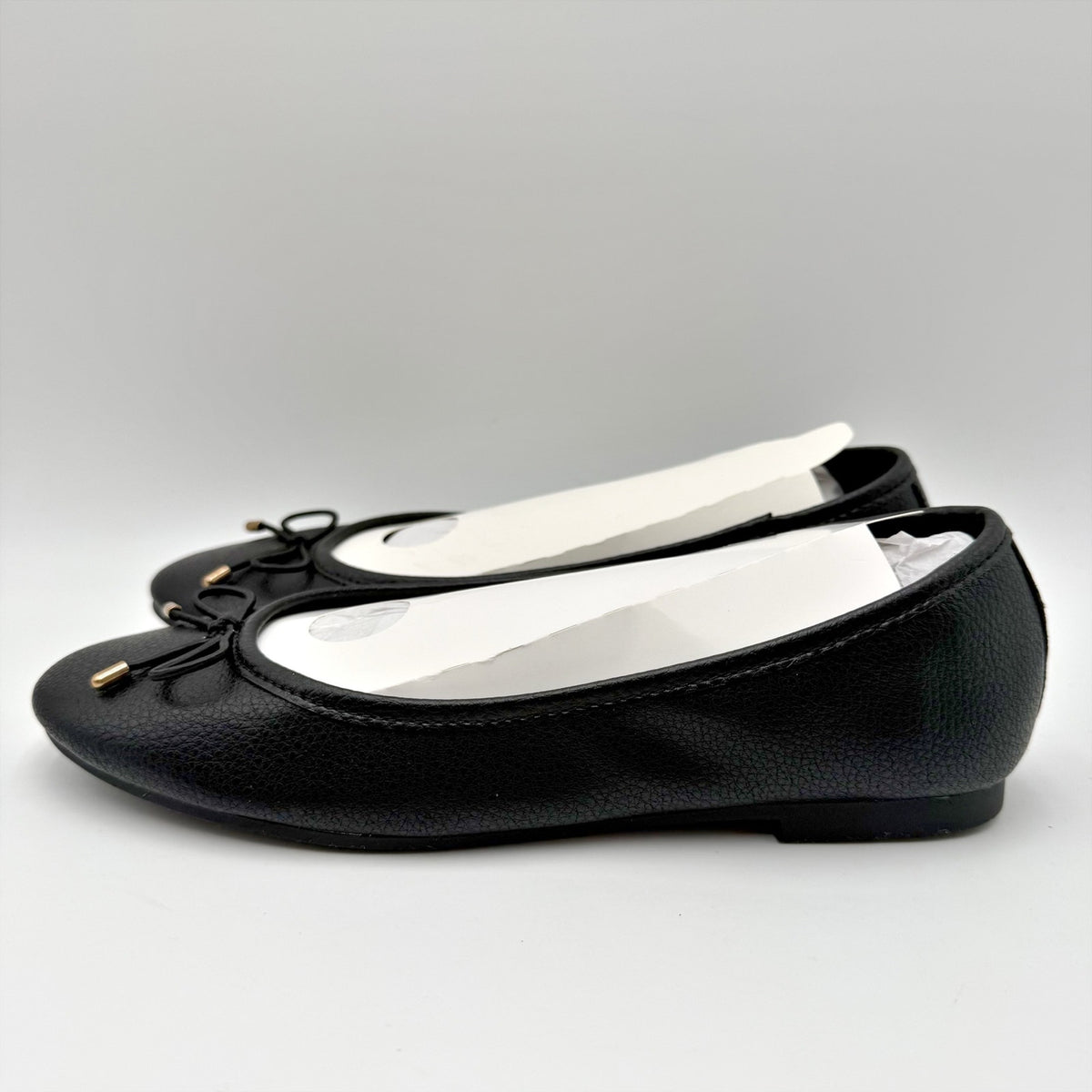 MIA Womens Chelly Ballet Flats Size 6 Black Leather NWOB