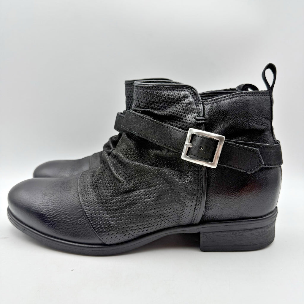 Miz Mooz Womens Suzy Ankle Bootie EU 39 US 8.5-9 Black Leather Boots NIB