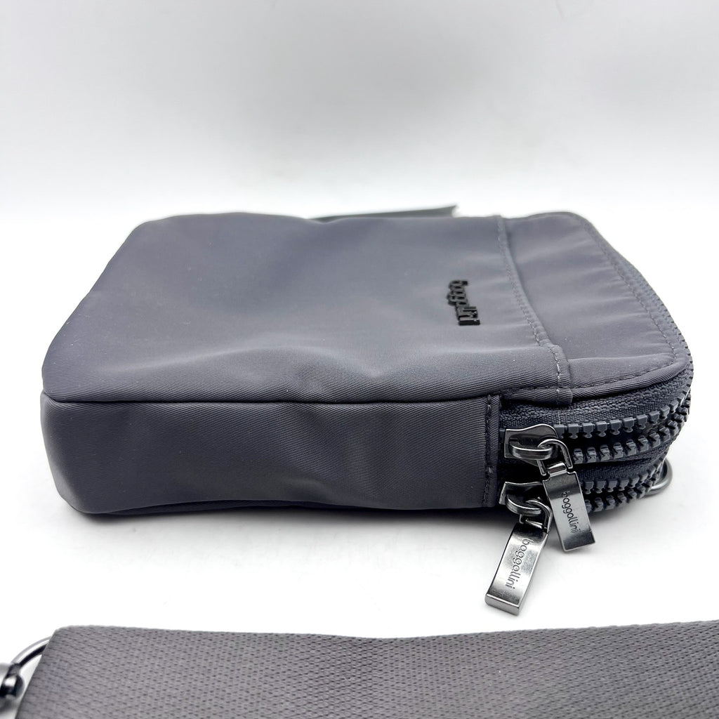 BAGGALLINI Womens Modern Everywhere Take Two RFID Twill Crossbody Bag Grey NWT