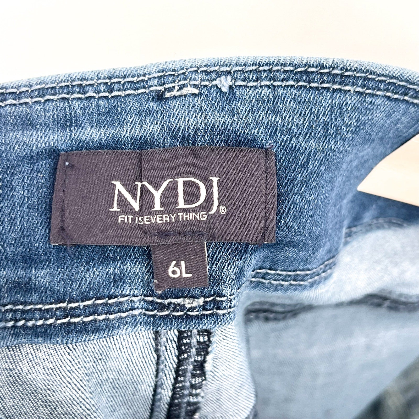 NYDJ Womens Cool Embrace Major Wide Leg Capri Jeans Size 6L Compass Blue NWT