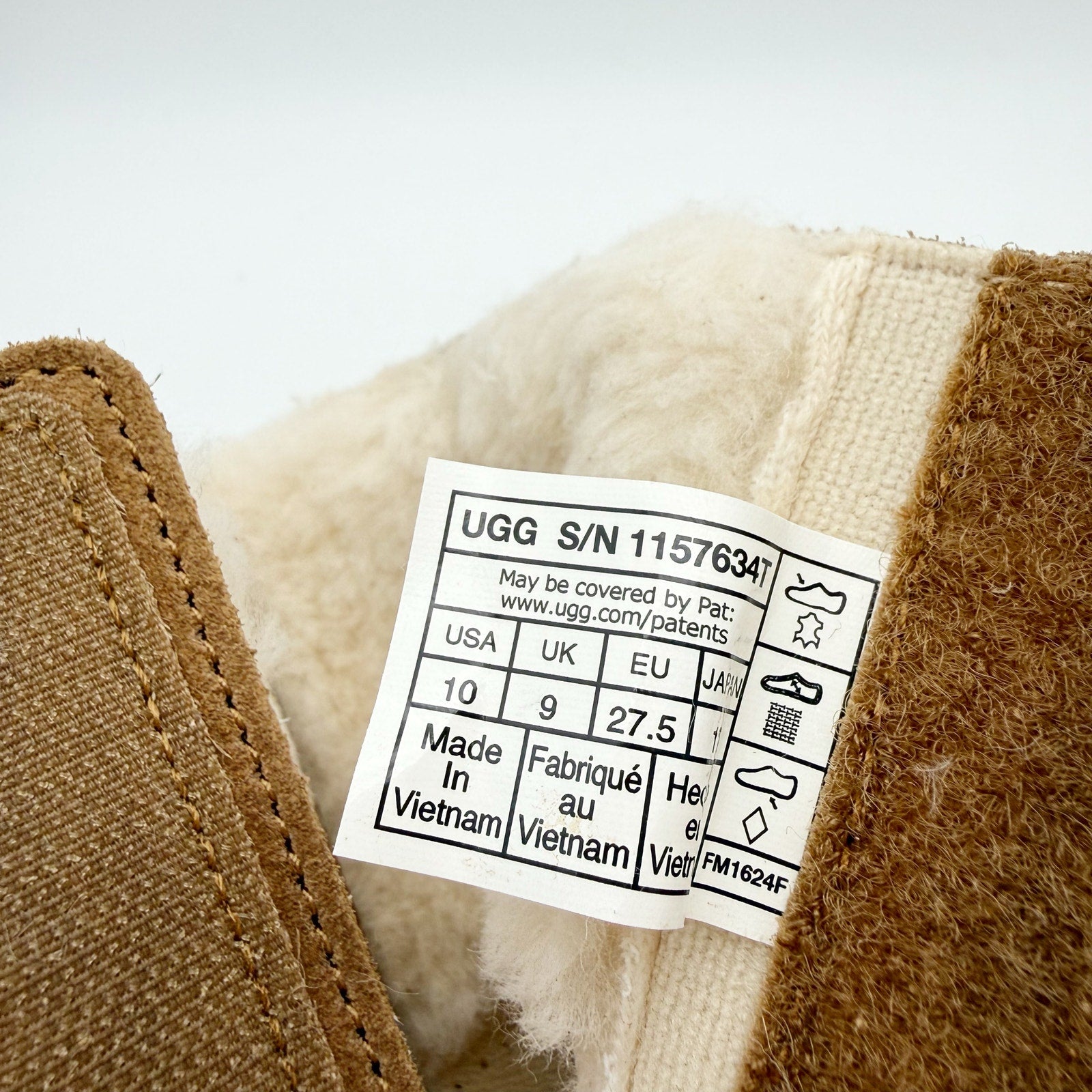 UGG Kids Keelan II Boots US 10 EU 27.5 Chestnut Brown Suede NIB