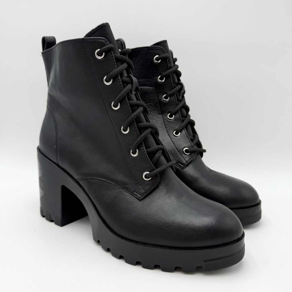 BP. Womens Masson Heeled Booties Size 8.5 M Black Leather Lace Up NWOB