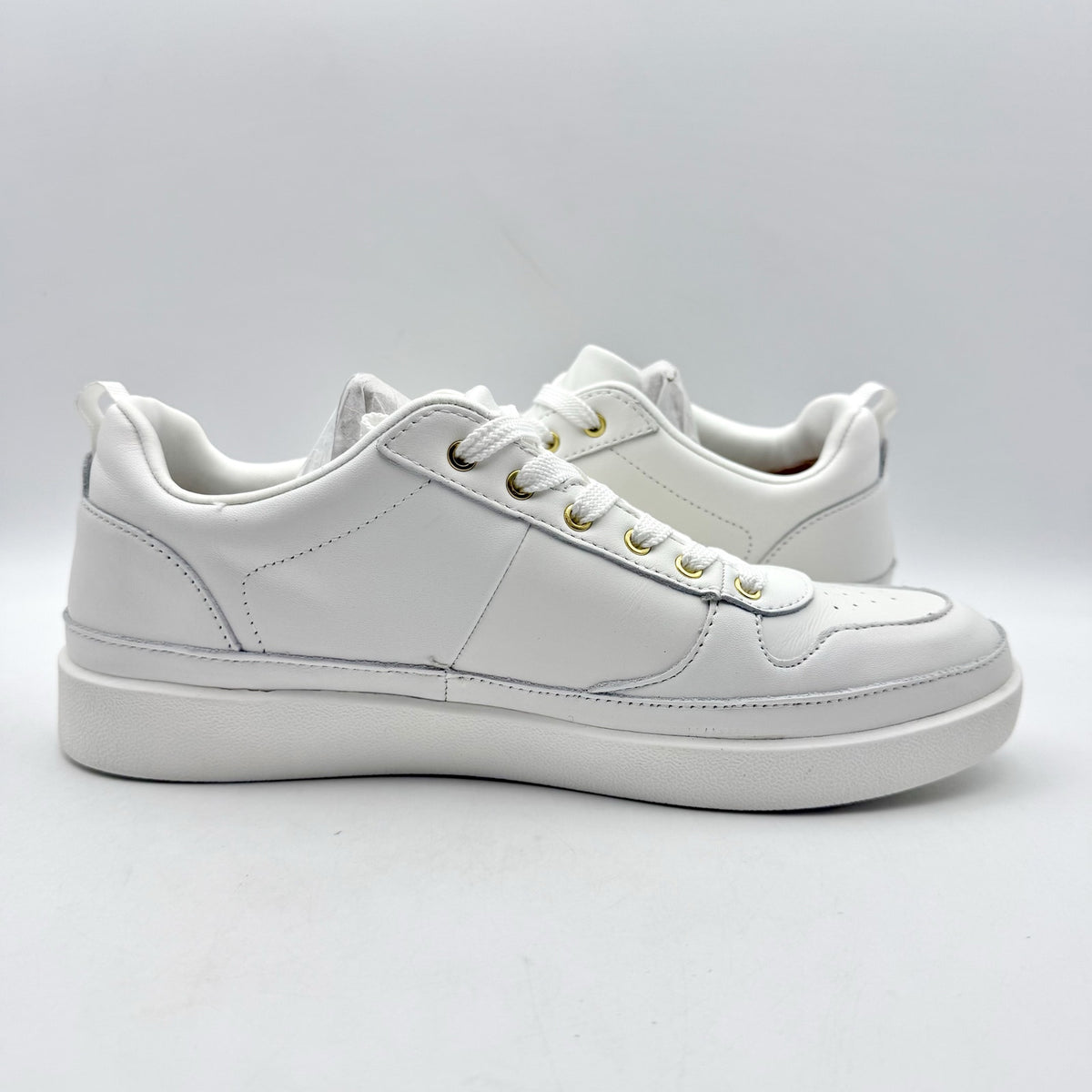Vionic Womens Elise Sneakers Size 9.5 Wide EU 40.5 White Leather NIB