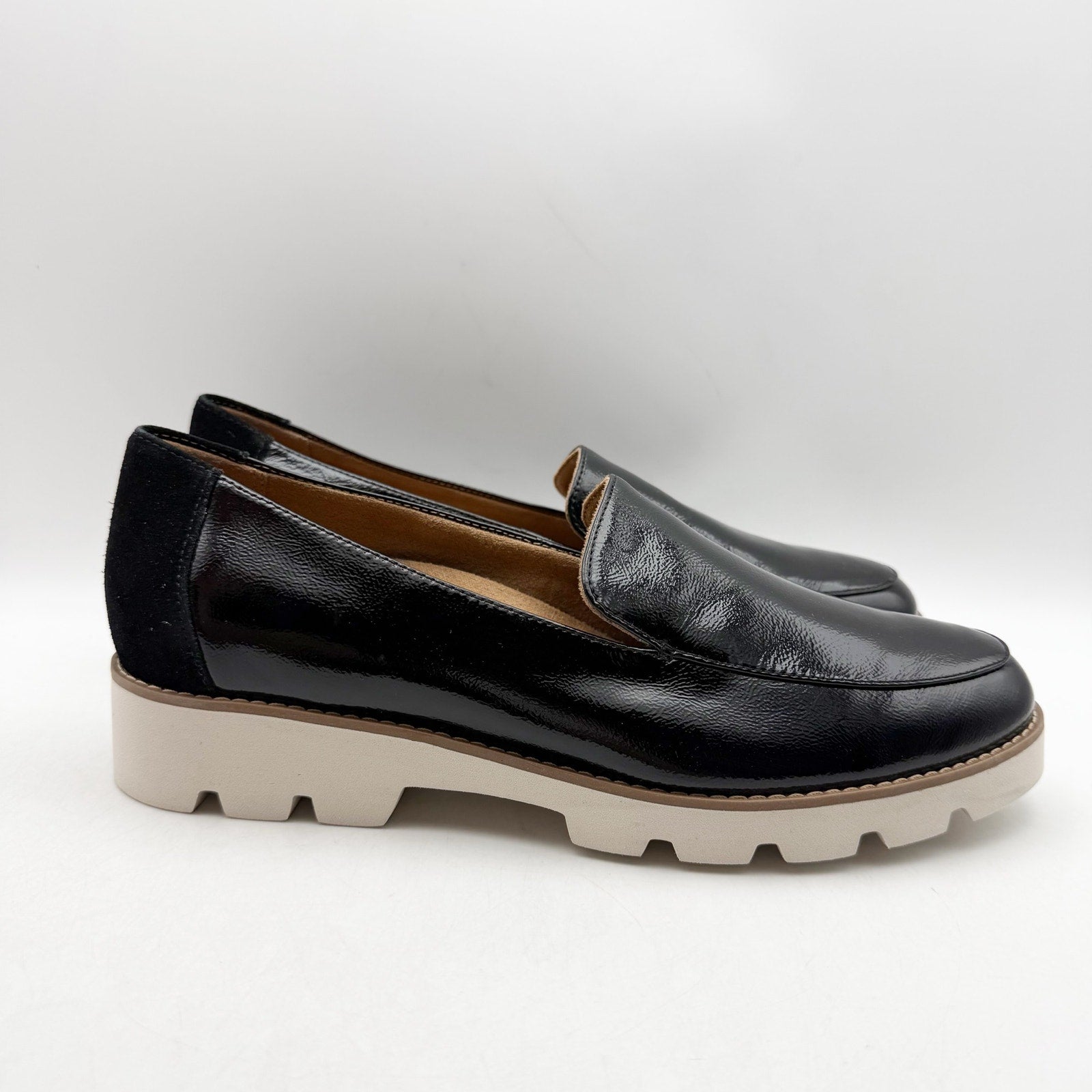Vionic Womens Kensley Loafers US 8.5 Black Leather Slip On NWOB
