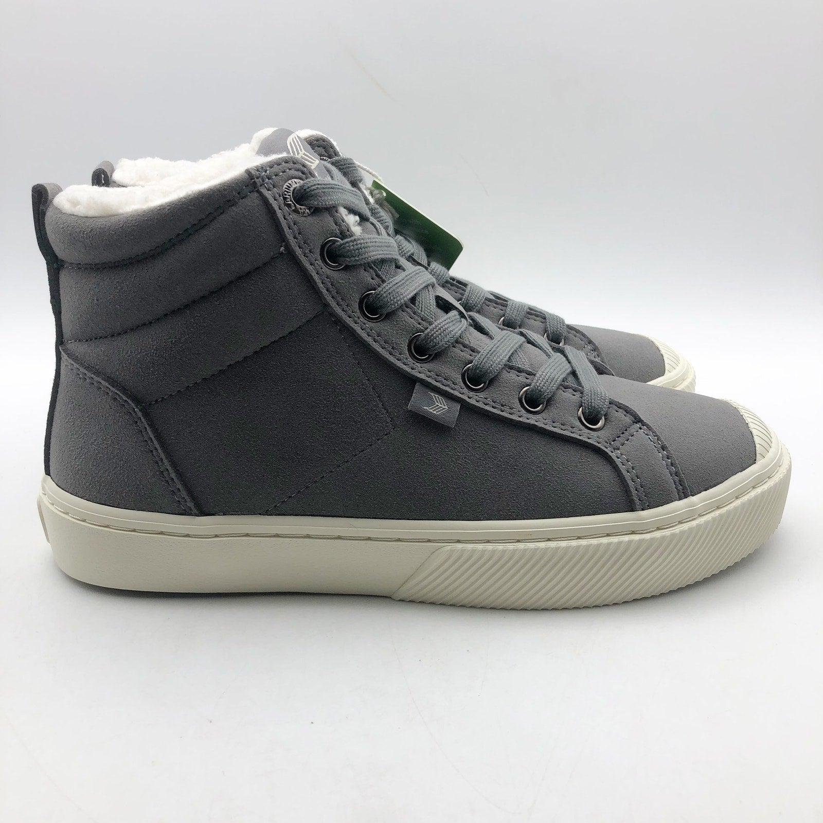 Cariuma Womens OCA Therma High Sneaker Boots Size 7 Grey Suede Shearling NIB