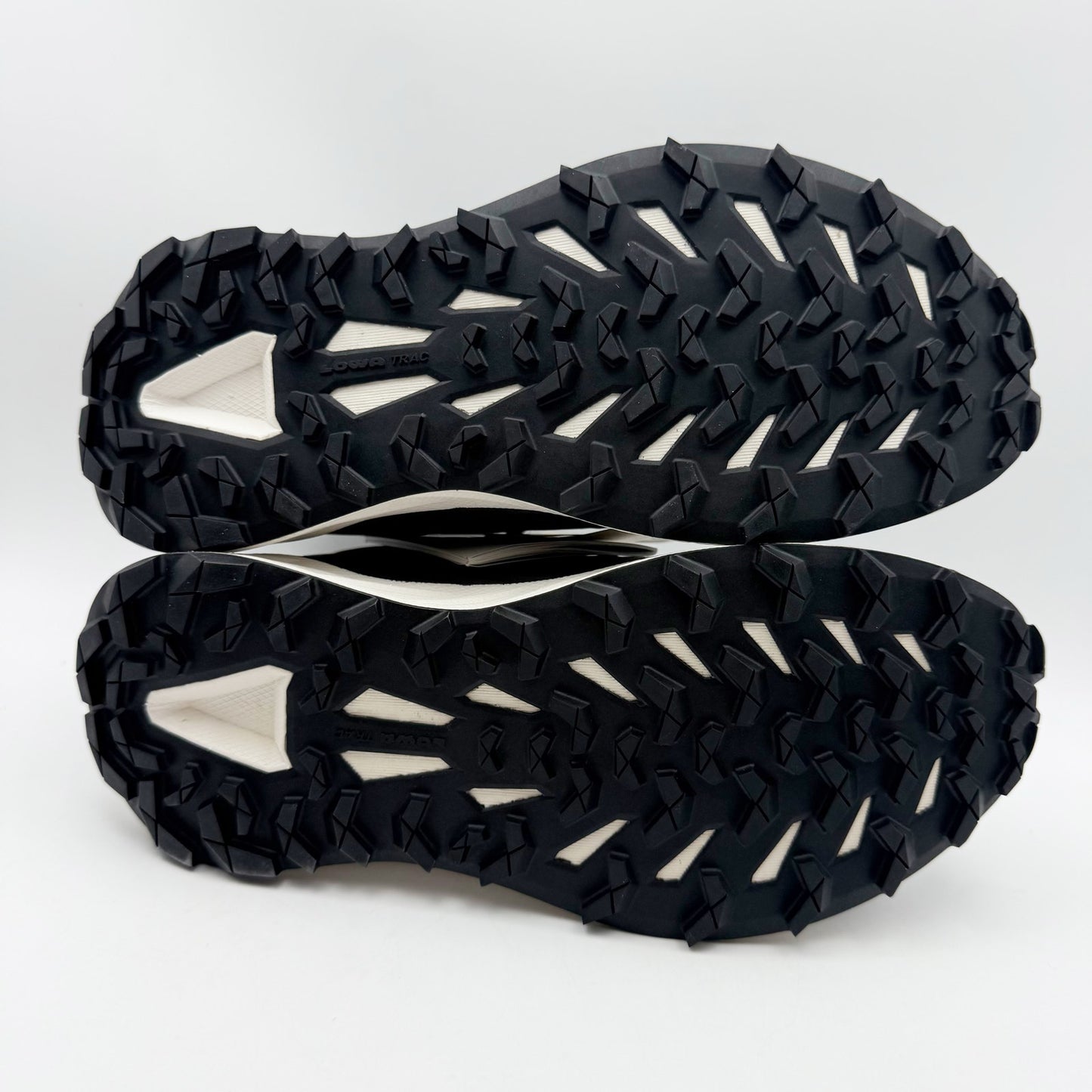 Lowa Womens Fortux GTX QC Ws Trail Running Sneaker US 7 EU 39 Black White WP NIB