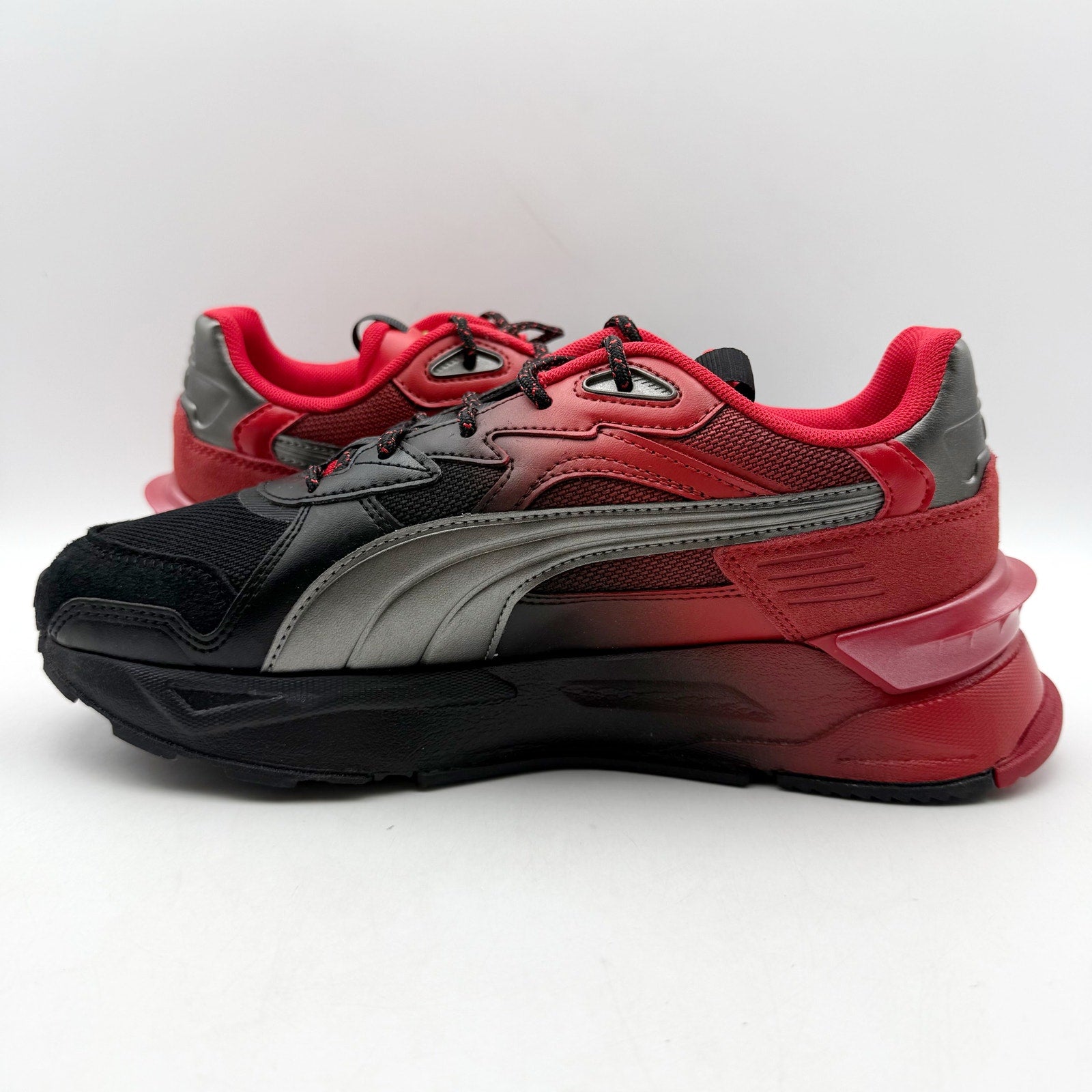 Puma Mens Ferrari Mirage Sport Sneakers US 7 EU 39 Black Red Athletic NIB