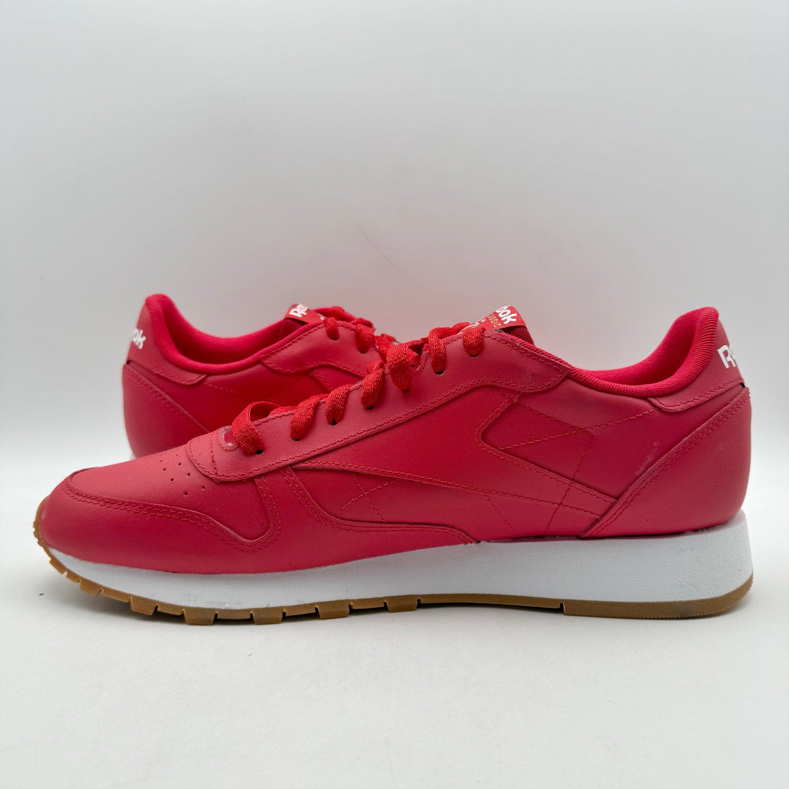 Reebok Mens Classic Sneakers US 11 EU 44.5 Red Leather Athletic NIB
