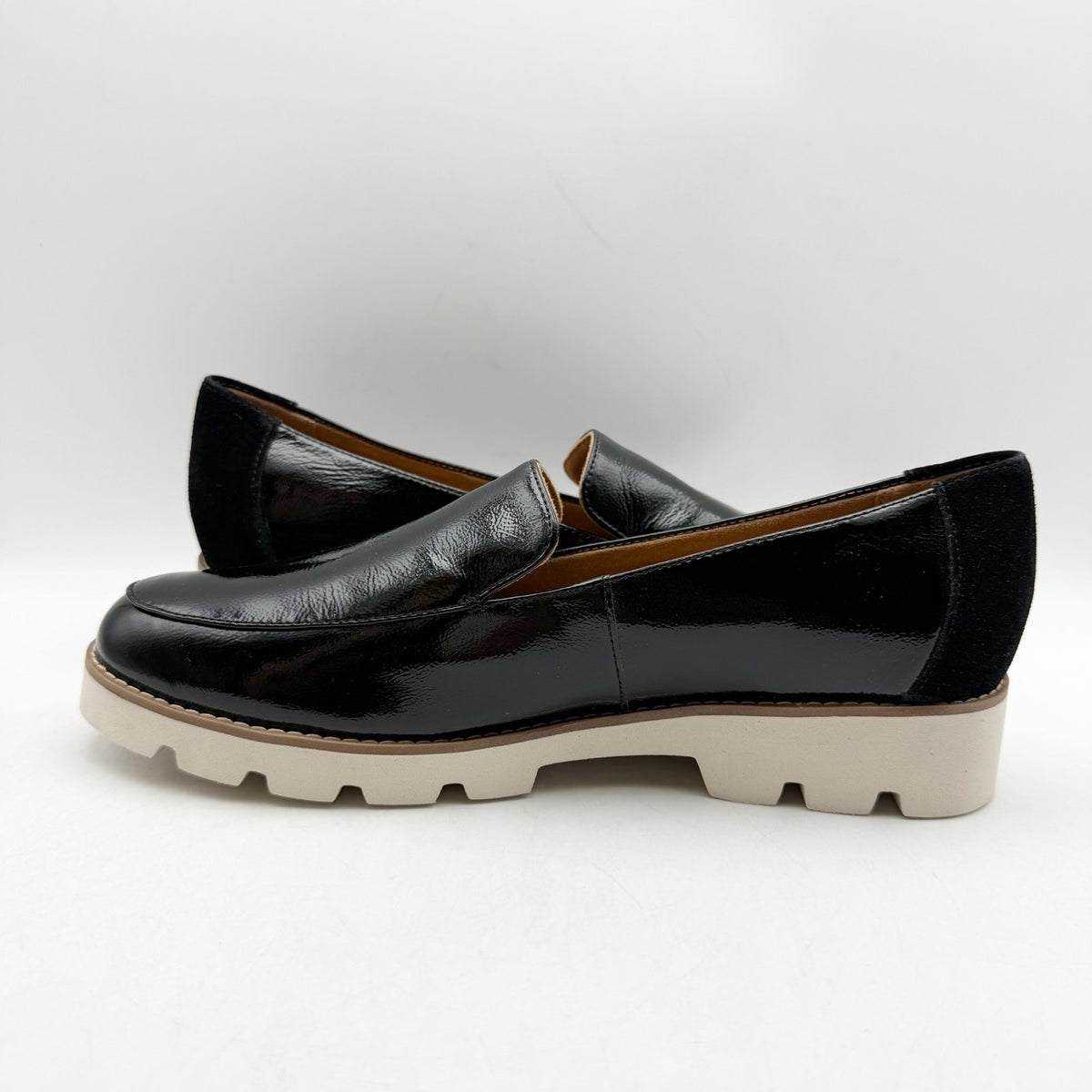Vionic Womens Kensley Loafers Size 8.5 Black Leather Slip On NWOB