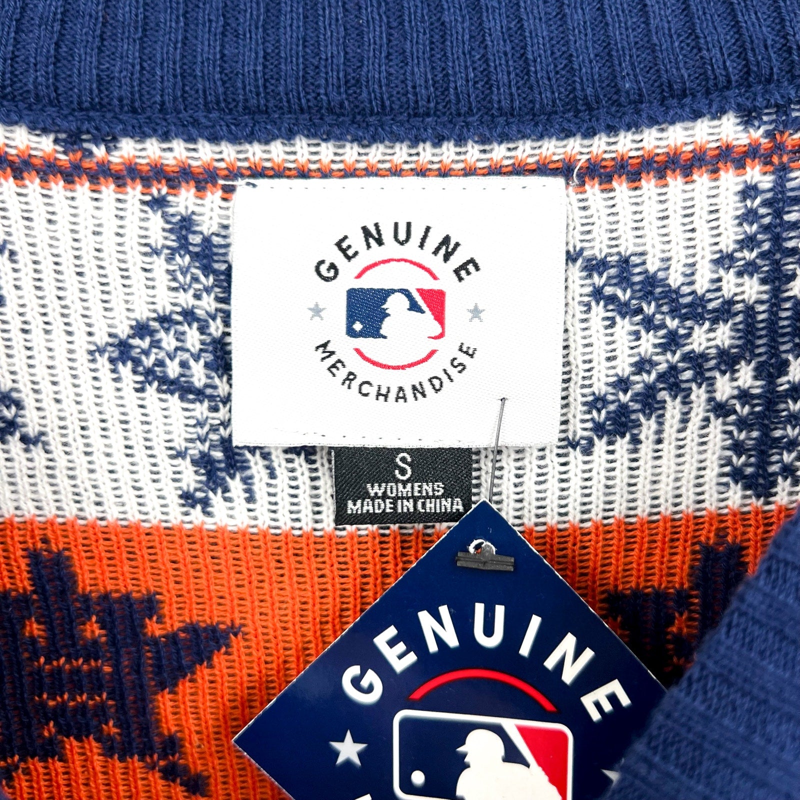 MLB GENUINE MERCHANDISE Womens Houston Astros H Snowflake Sweater Small Navy NWT