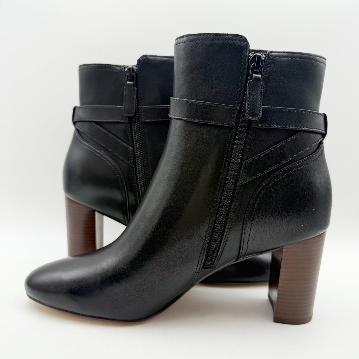 Cole Haan Womens Glendale Jodhpur Heel Ankle Booties Size 9 B Black Leather NIB