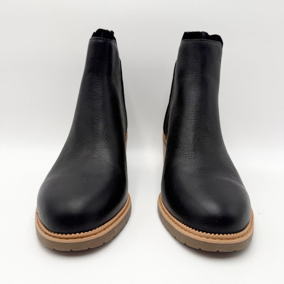 TOMS Womens Hailey Ankle Booties Size 7.5 Black Leather Water Resistant NIB