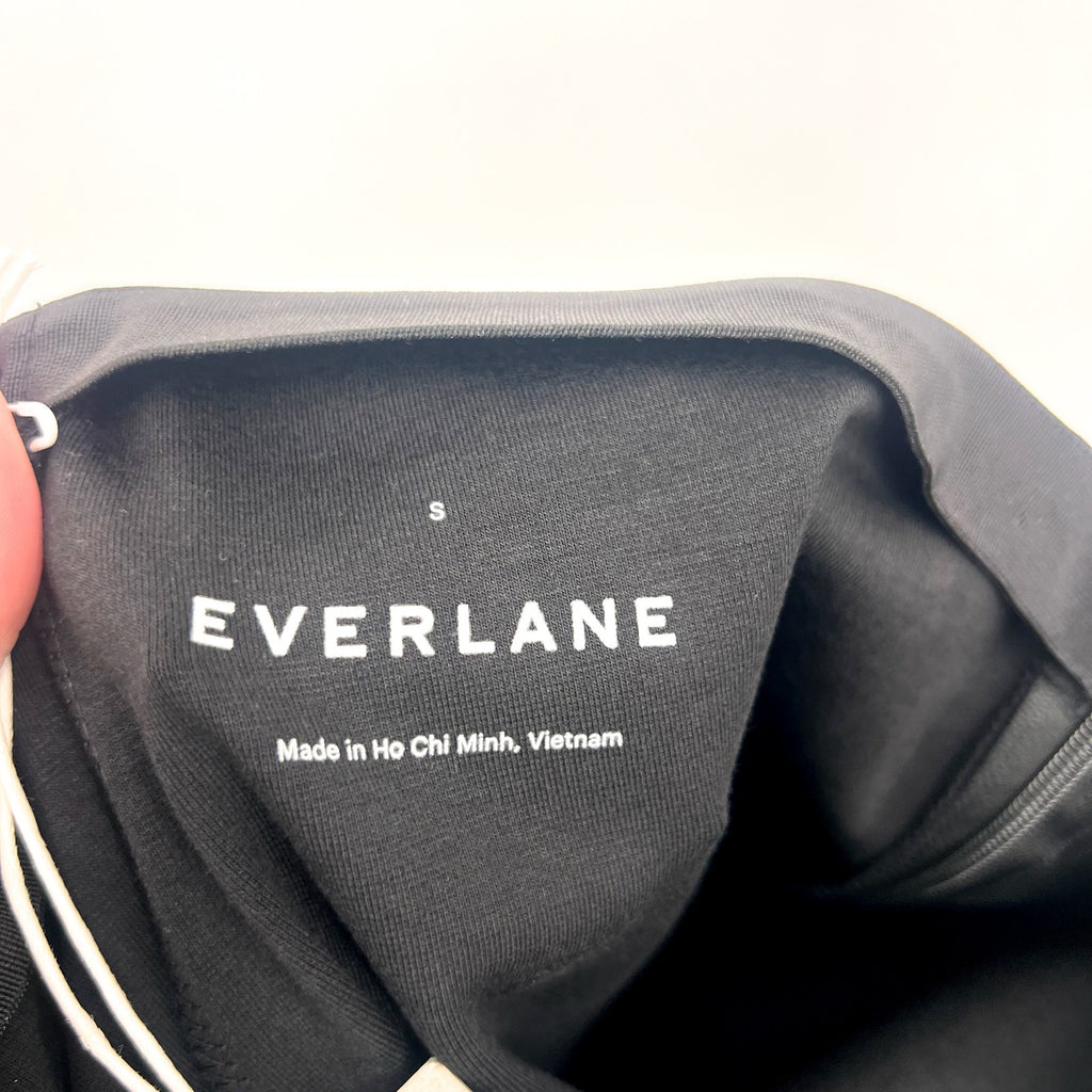 EVERLANE Women's The Dream Kick Flare Pants Small Black Flat Front NWT