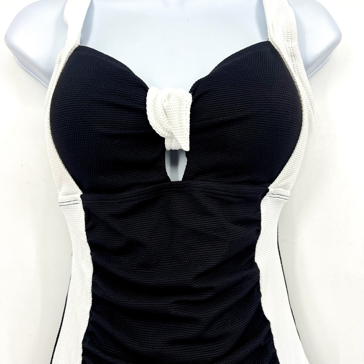 TOMMY BAHAMA Island Cays Tie-Front One-Piece Swimsuit Size 8 Black White NWT
