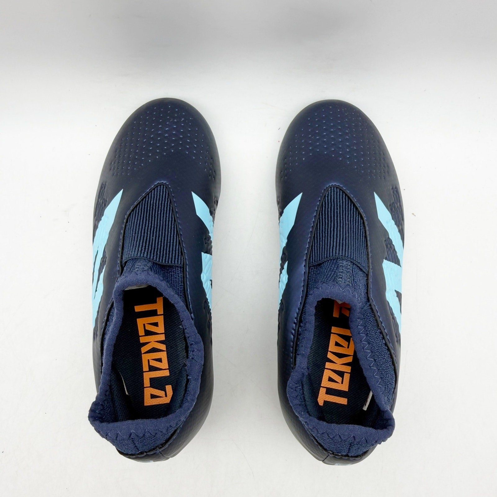 New Balance Kids Tekela Magique FG V4+ Football Cleats US 12 EU 30 Navy NIB