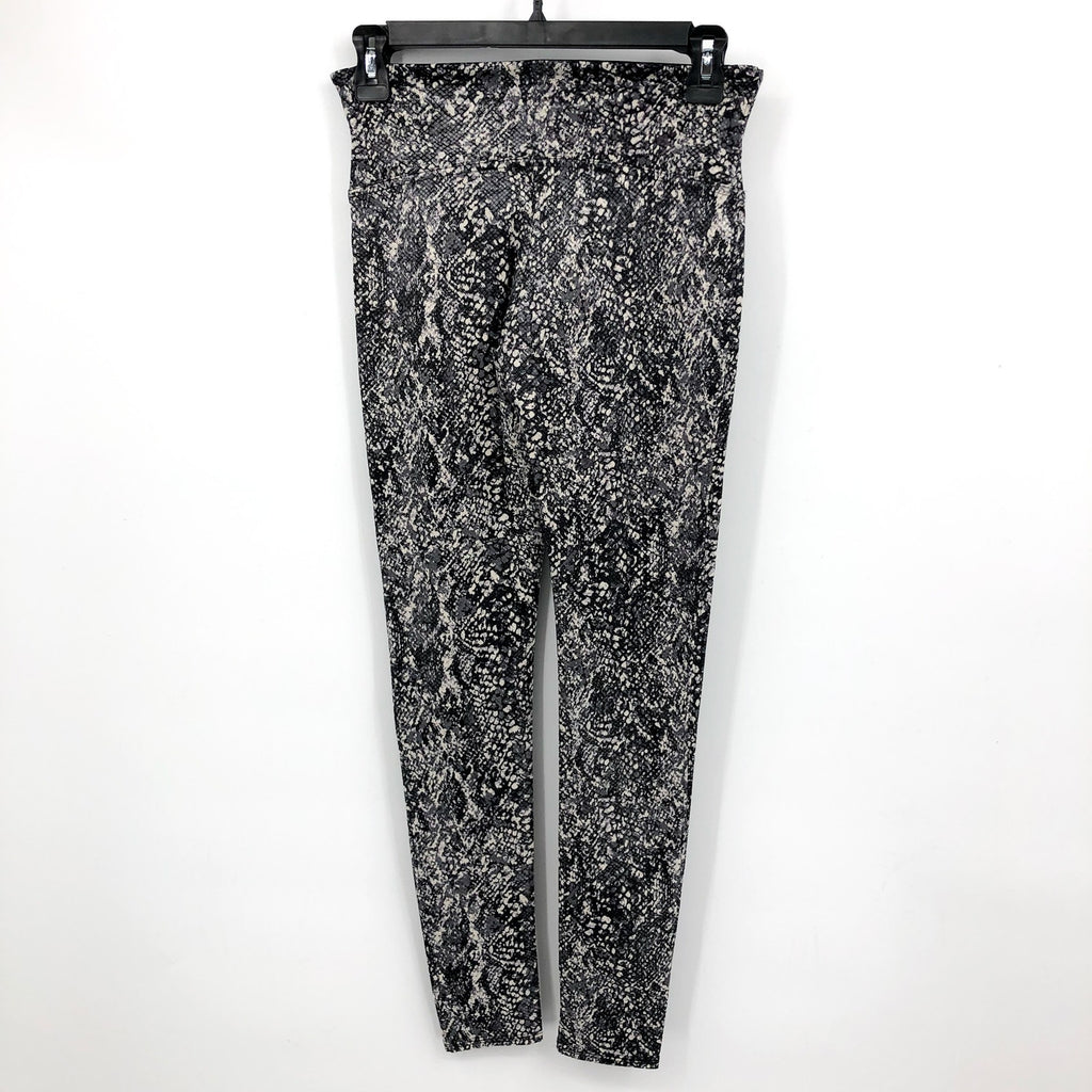SPANX Women's Faux Leather Leggings Medium Grey Snake Shine High Rise 20324R NWT