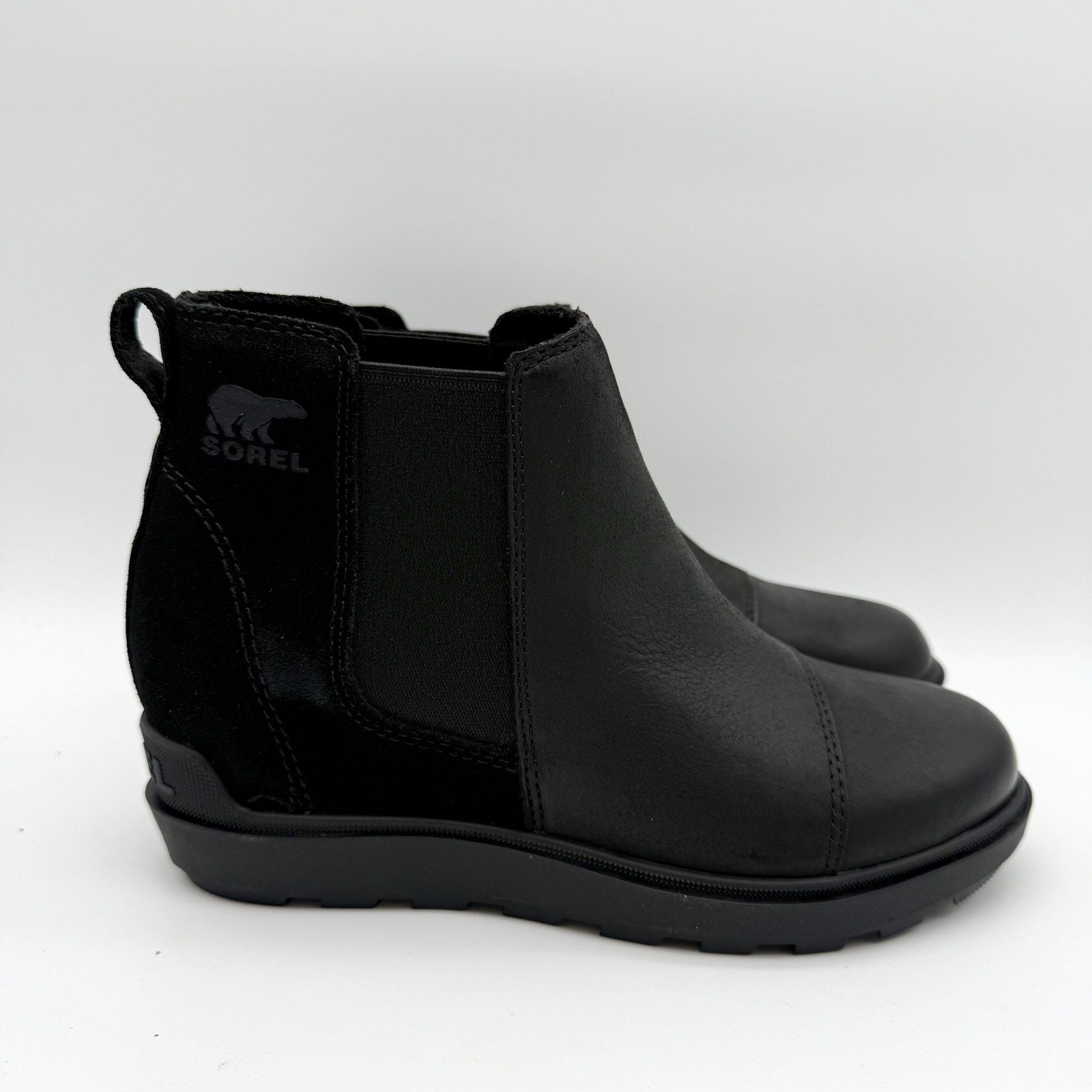 Sorel Womens Evie ll Chelsea Ankle Bootie US 7 EU 38 Black Suede Waterproof NIB