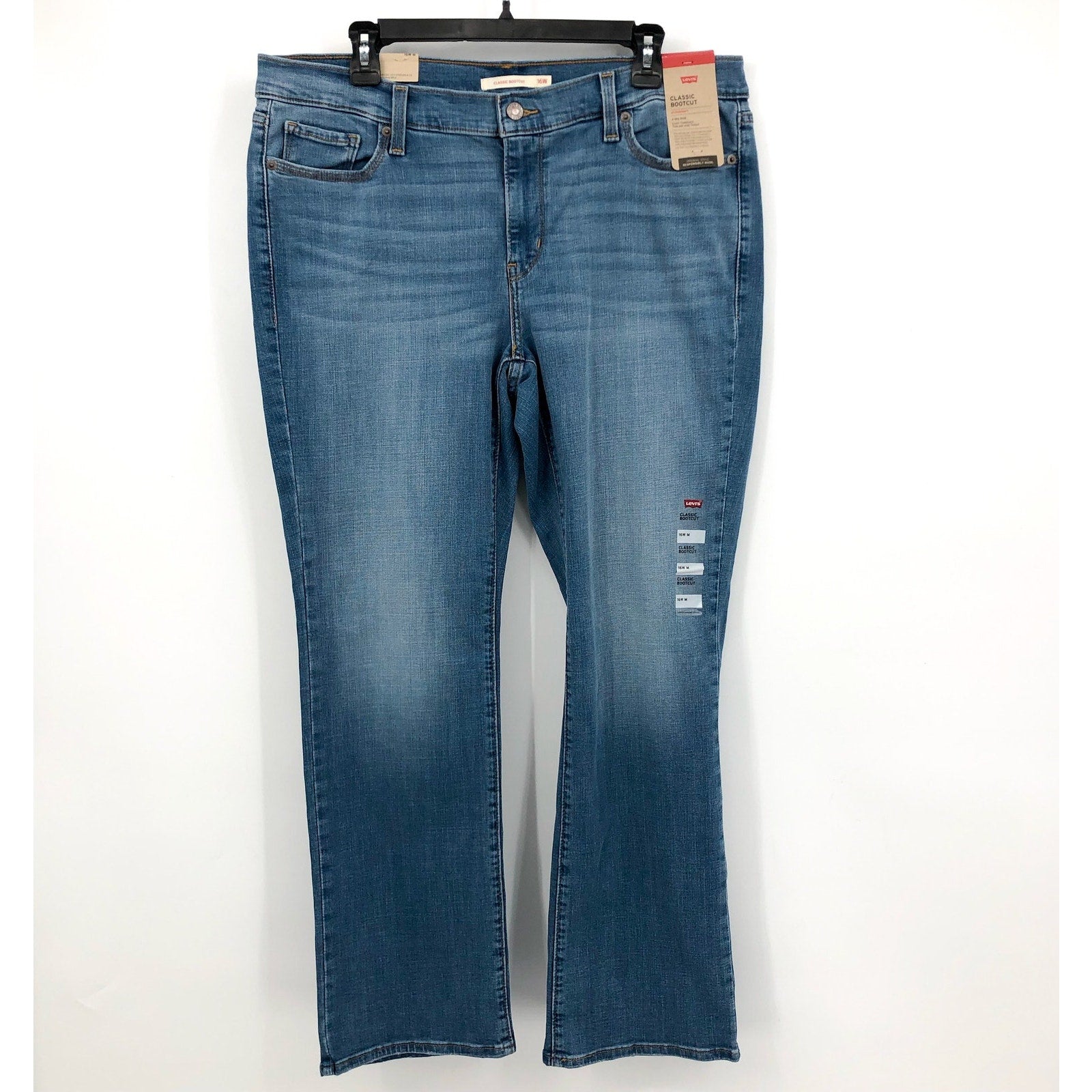 LEVI'S Women's Classic Bootcut Jeans Size 16W Medium Blue Wash A1662-0000 NWT