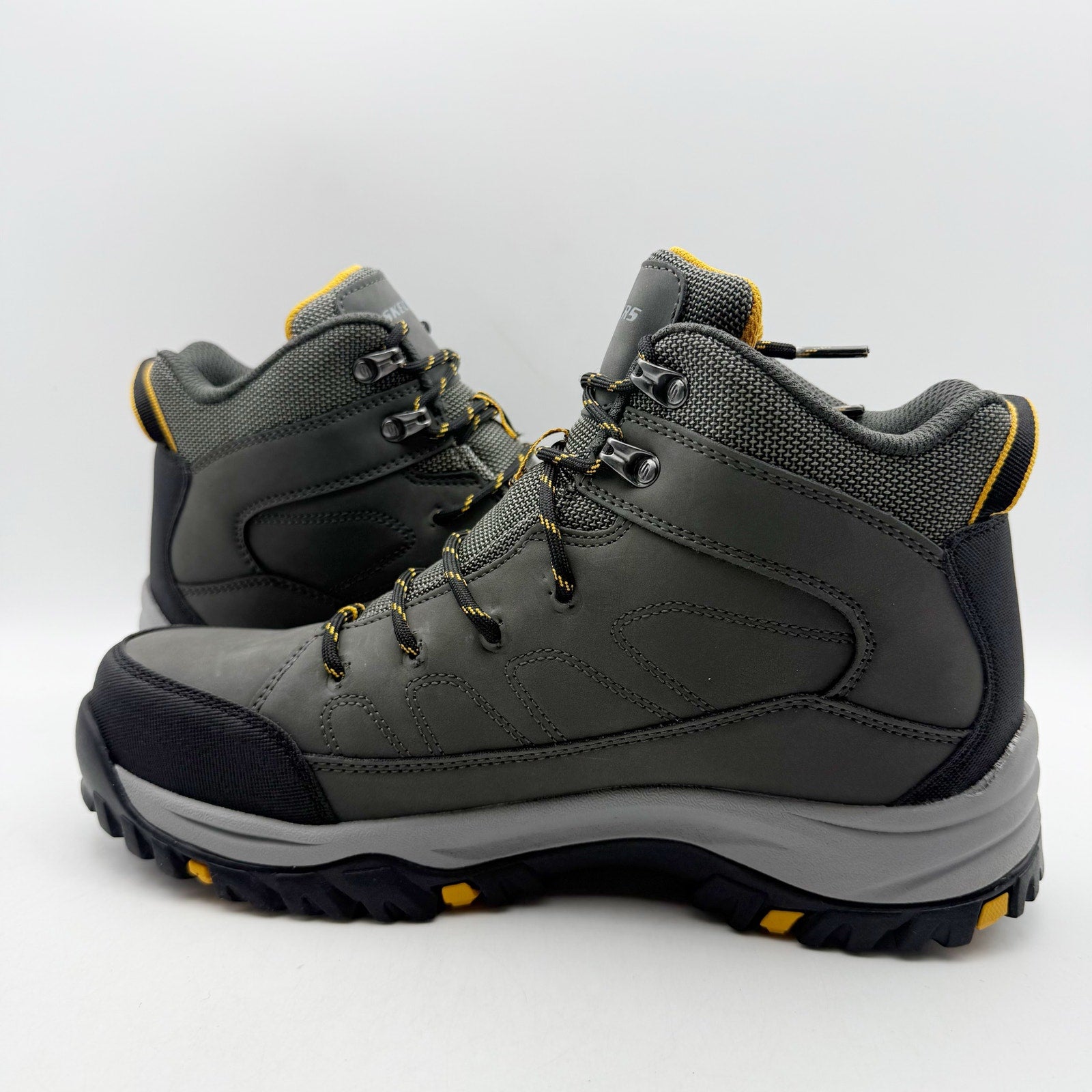 Skechers Mens Relment Daggett Hiking Boots US 9 Grey Water Repellent NIB