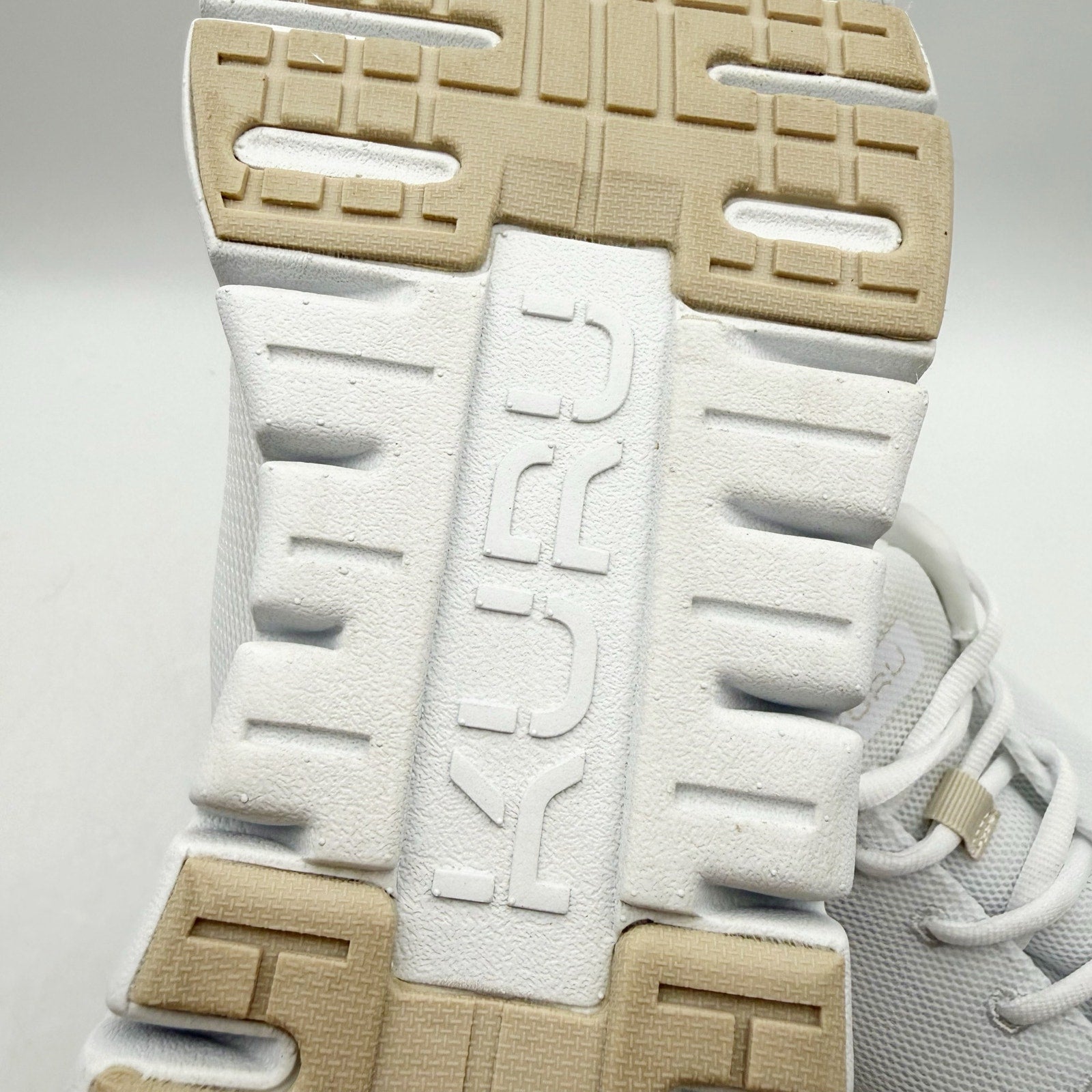 KURU Womens Flex Via Sneakers US 10 M White Athletic Shoes NWOB