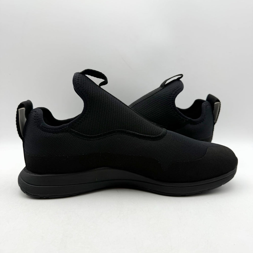 YORK The Gail Slip On Sneakers Mens 8 Womens 9.5 Black Recovery Trainer NIB