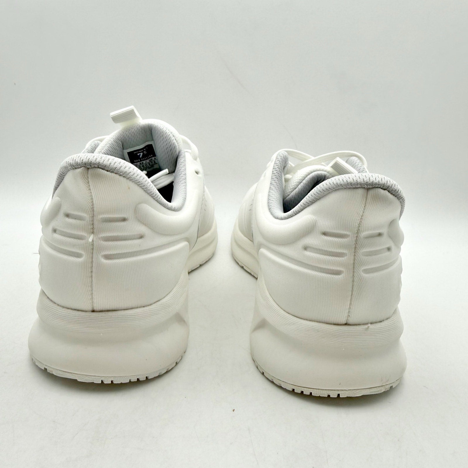 KURU Womens Shift Sneakers Size 7.5 EU 38 Bright White Anti Slip Athletic NIB